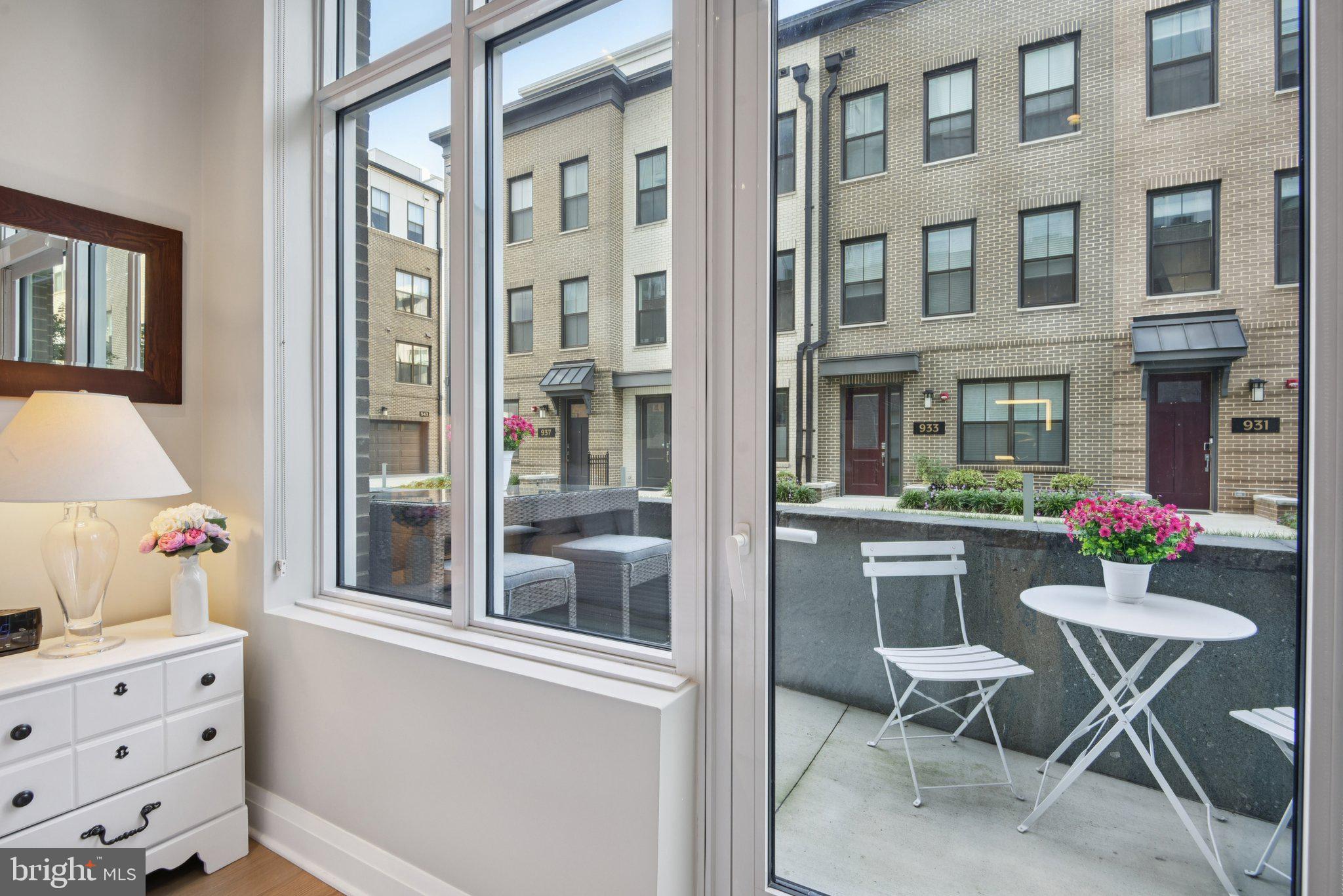 OLD TOWN NORTH - Residential