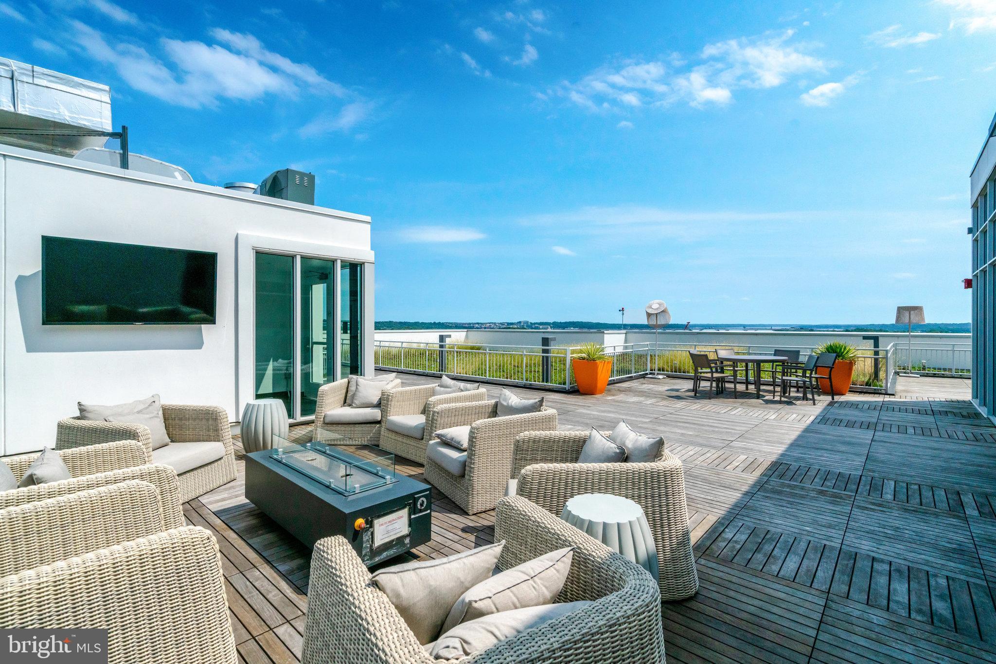 OLD TOWN NORTH - Residential