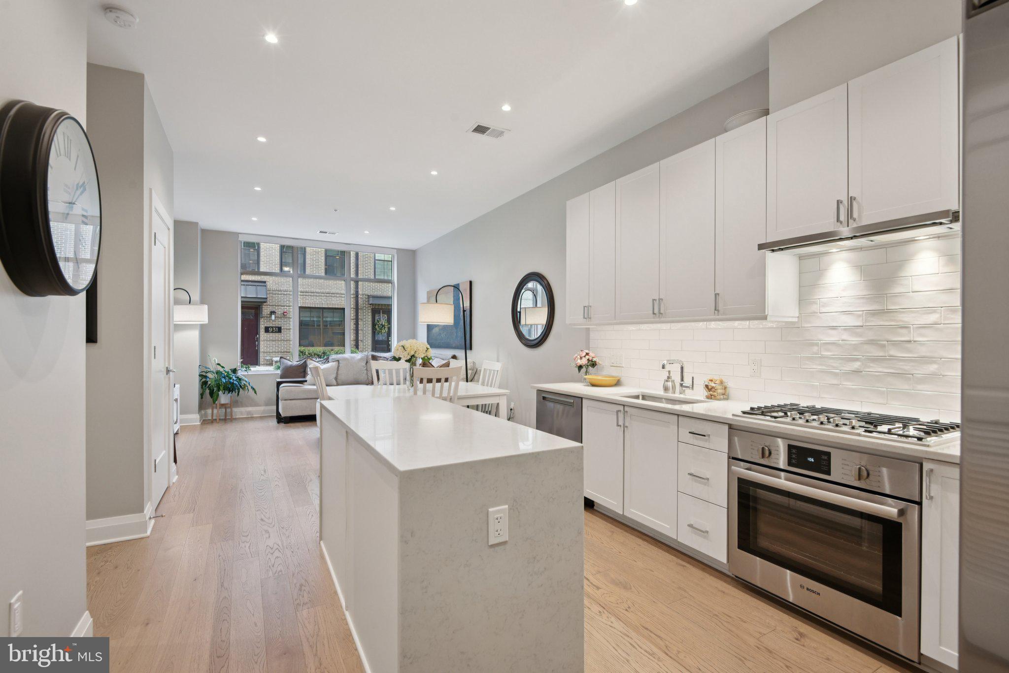 OLD TOWN NORTH - Residential