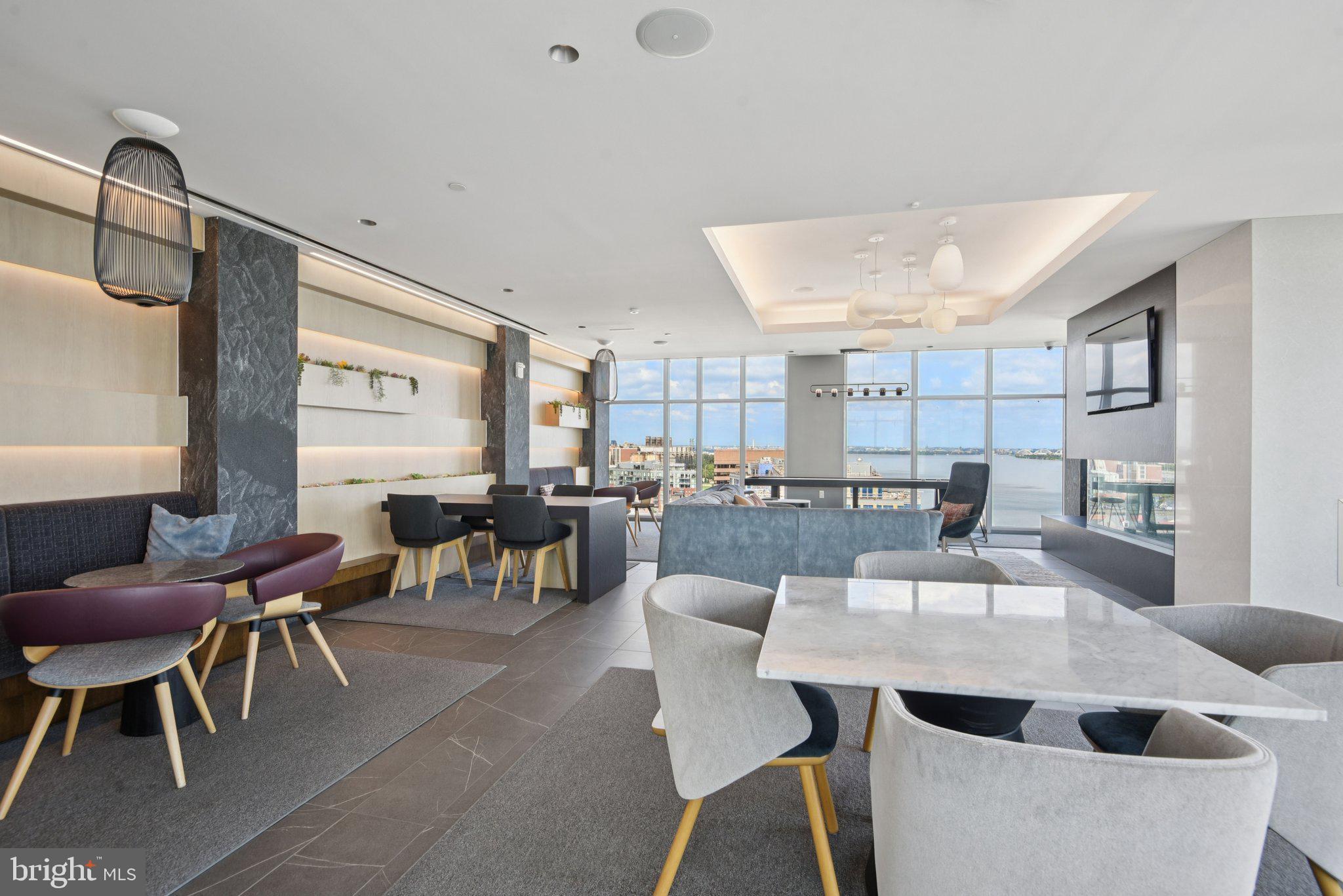 OLD TOWN NORTH - Residential