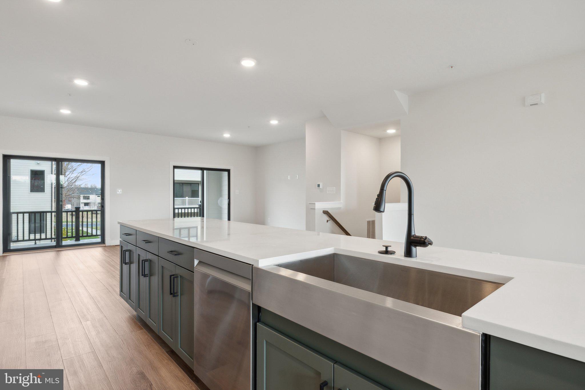 MELFORD TOWN CENTER - Residential