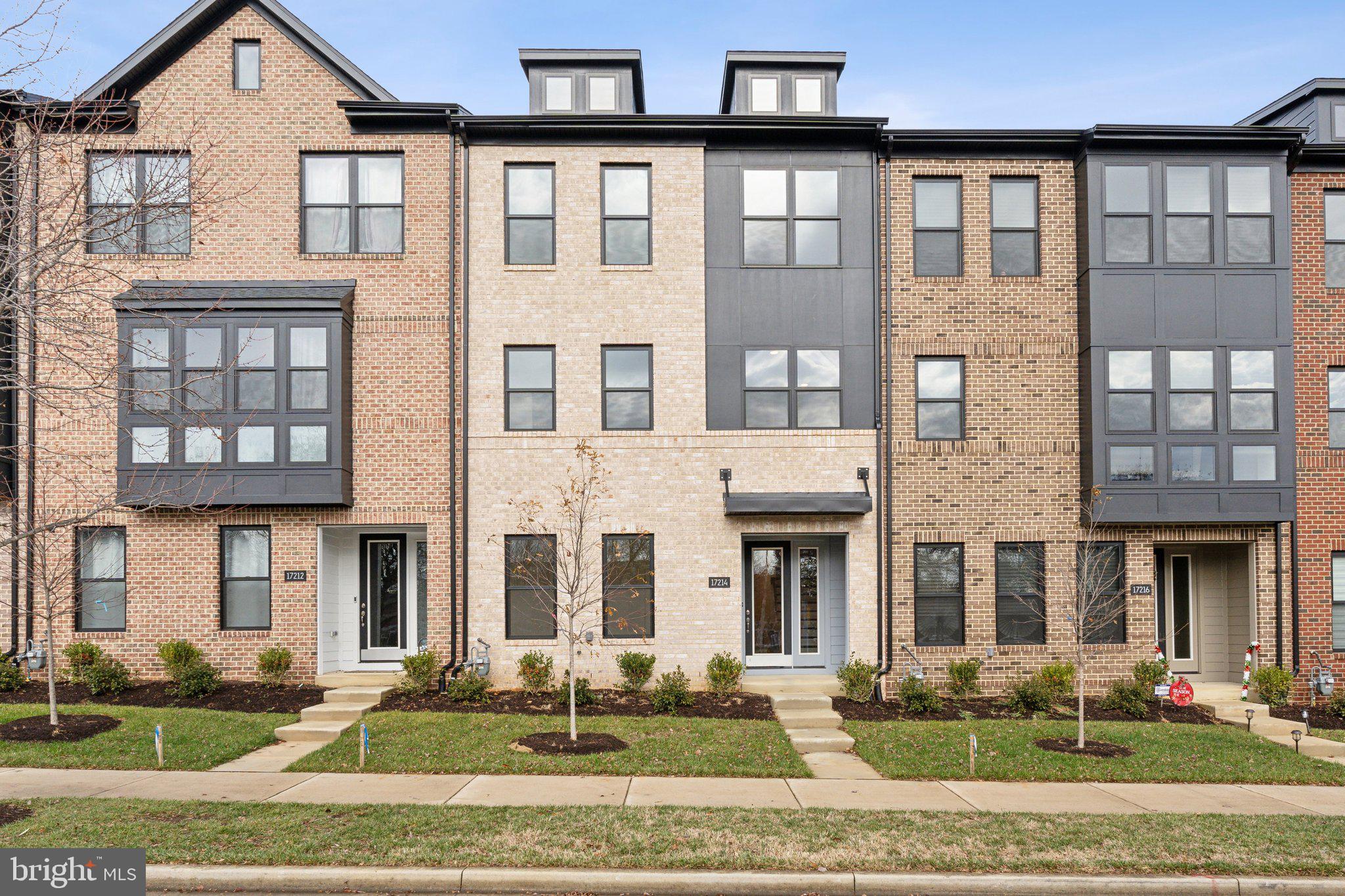 MELFORD TOWN CENTER - Residential