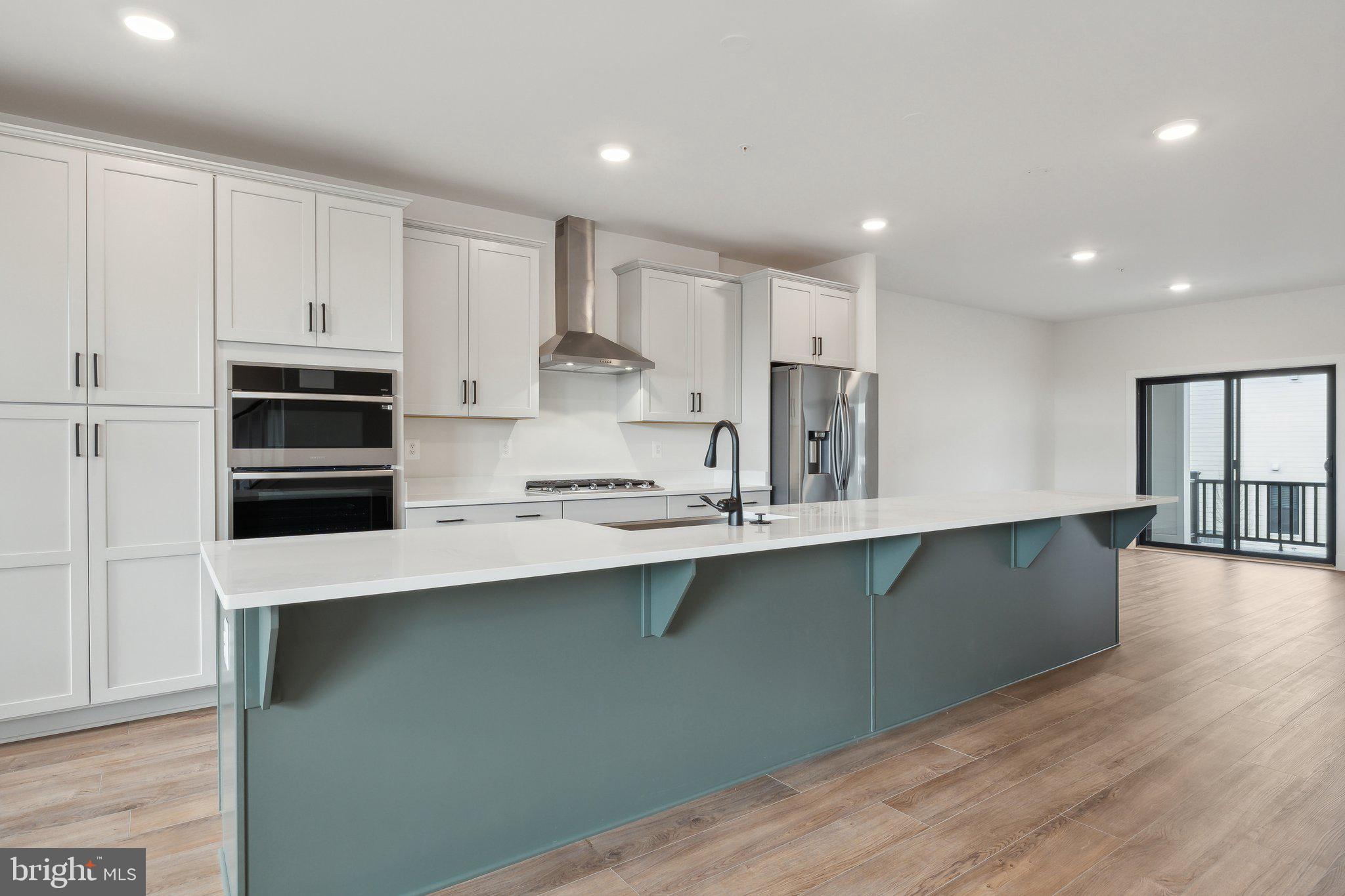 MELFORD TOWN CENTER - Residential