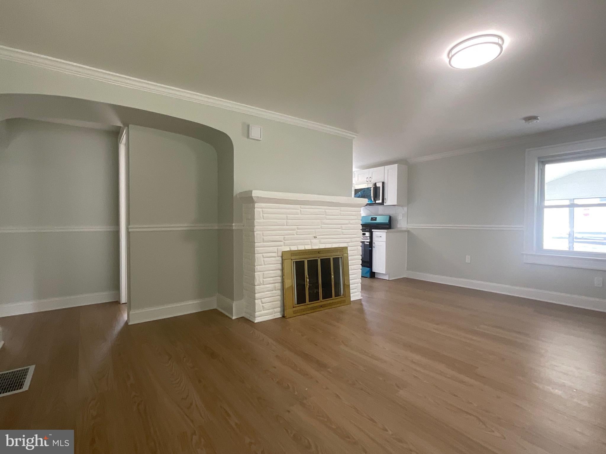 222 W PARK AVENUE