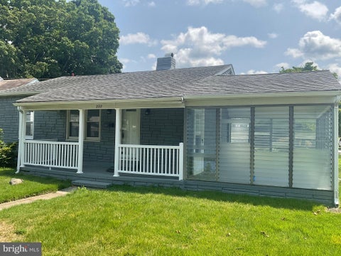 Photo of 222 W Park Avenue, HAMILTON, NJ 08610 (MLS # NJME2081106)
