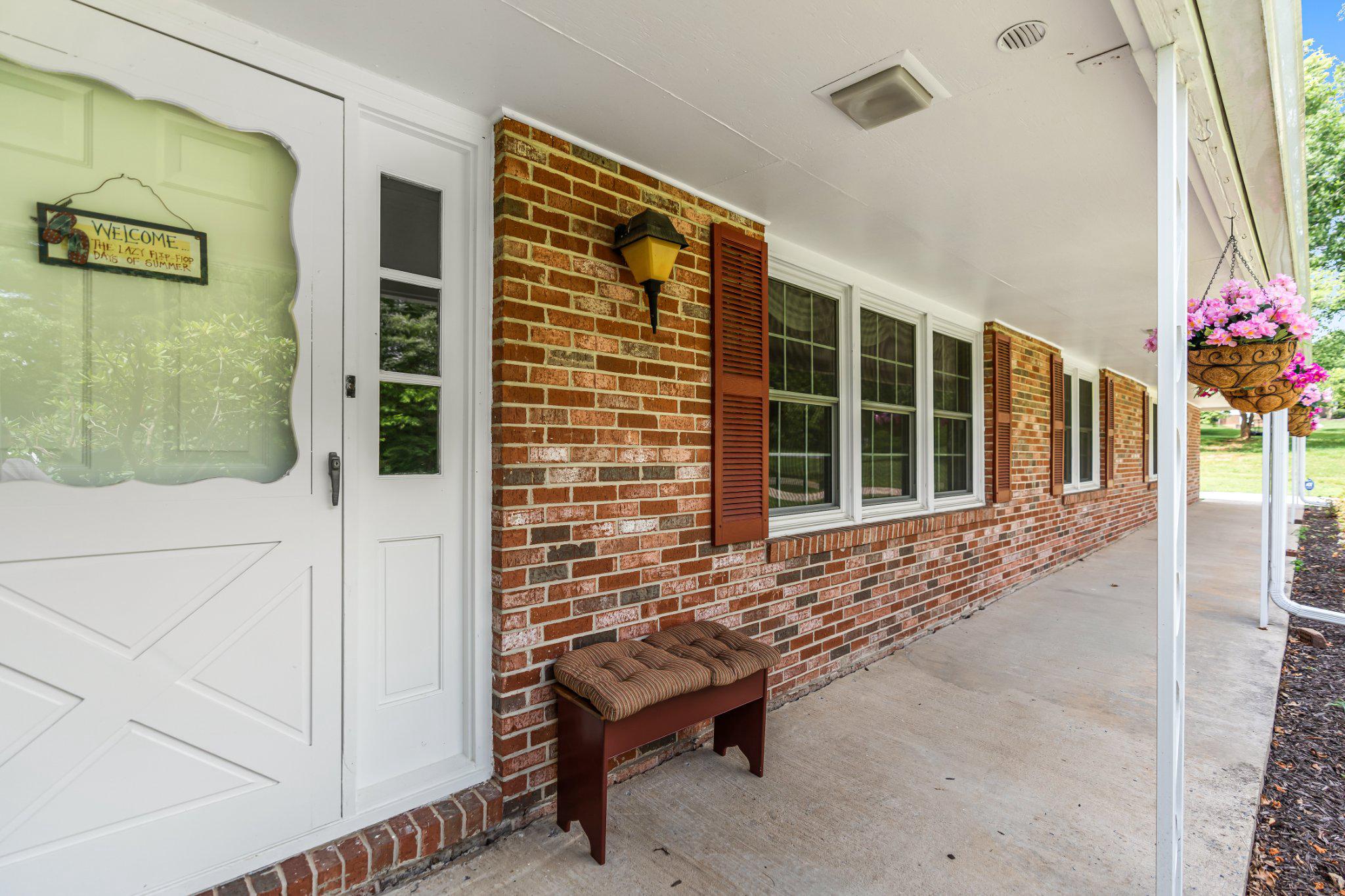 3318 LOWELL LANE