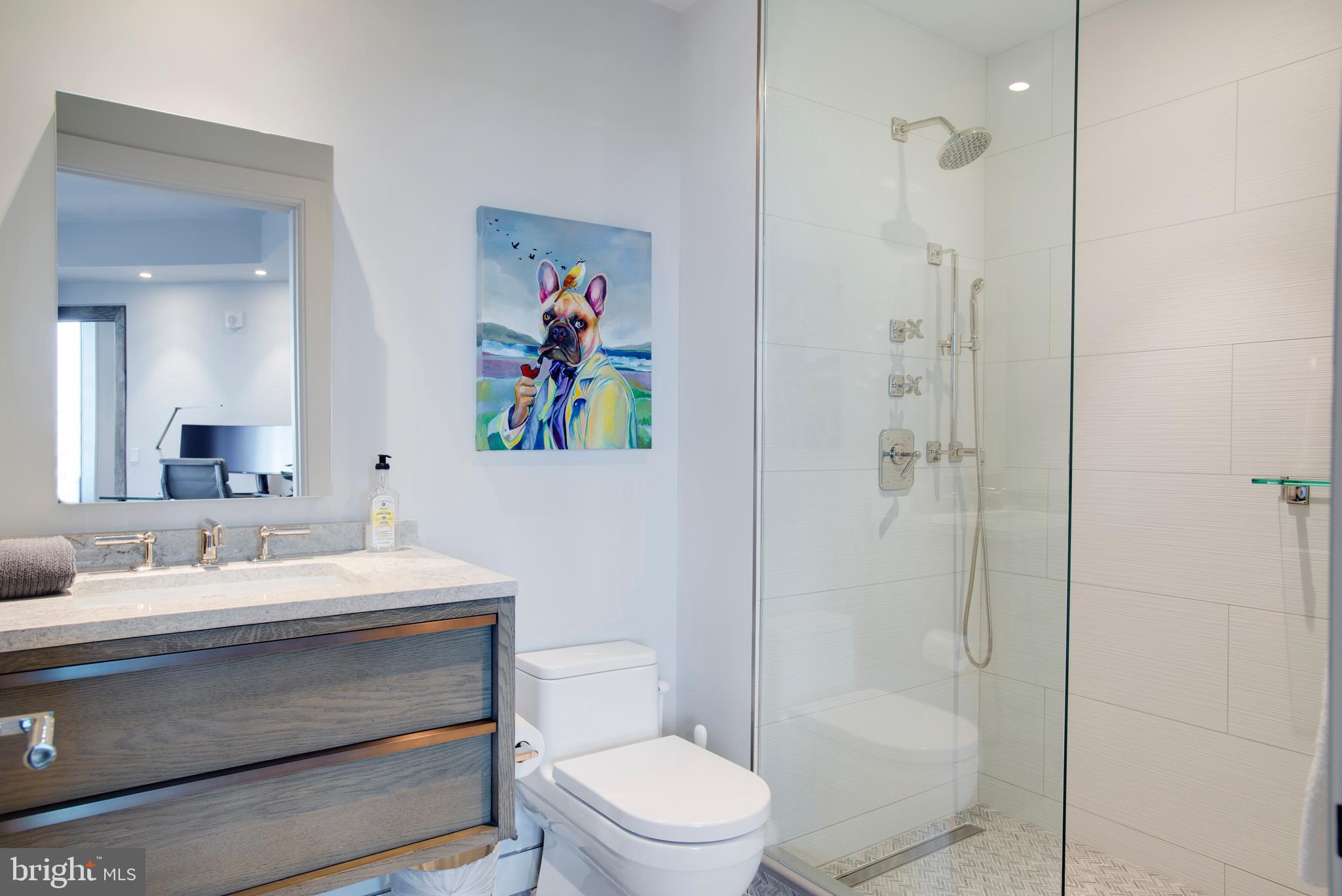 ROSSLYN - Residential