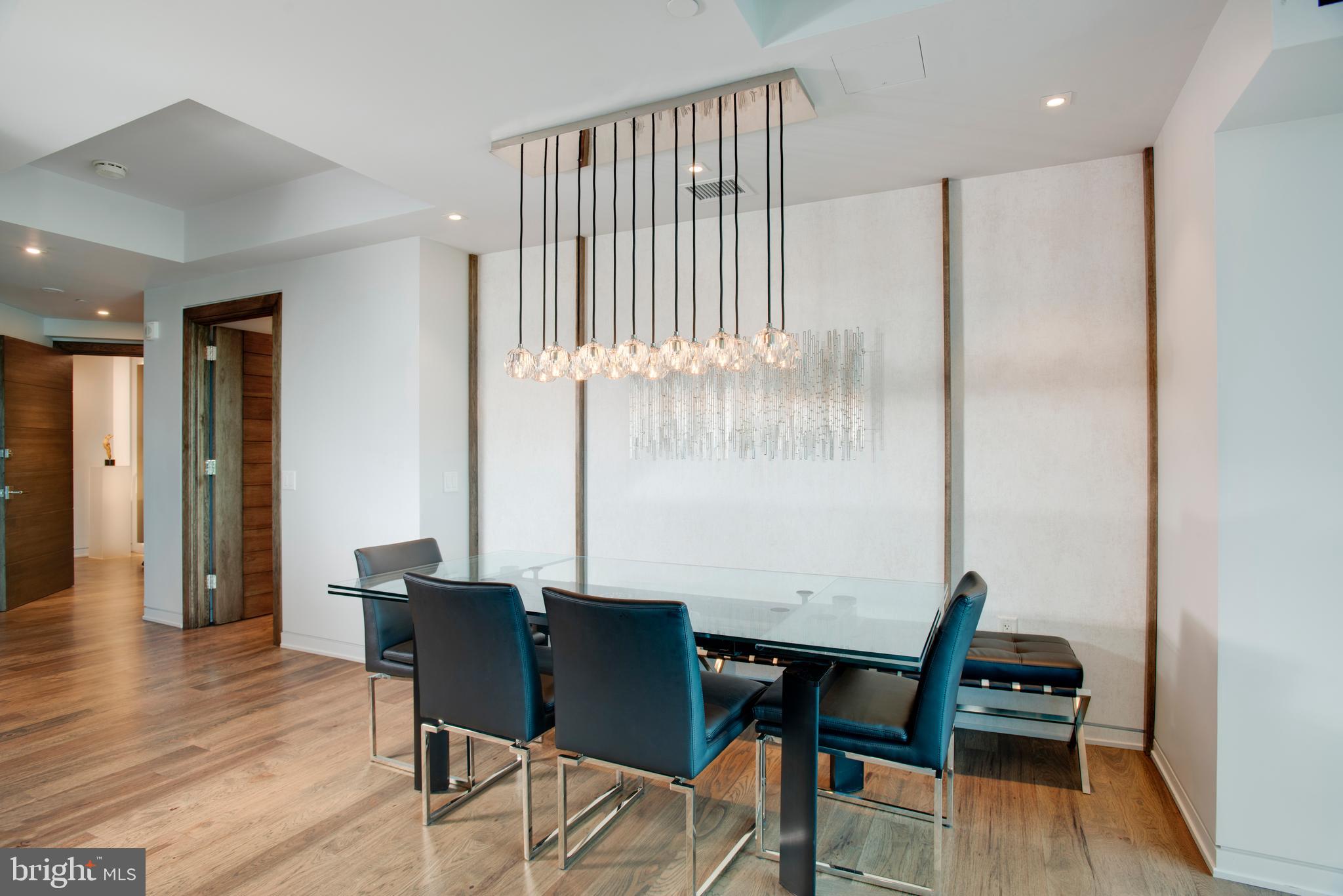 ROSSLYN - Residential