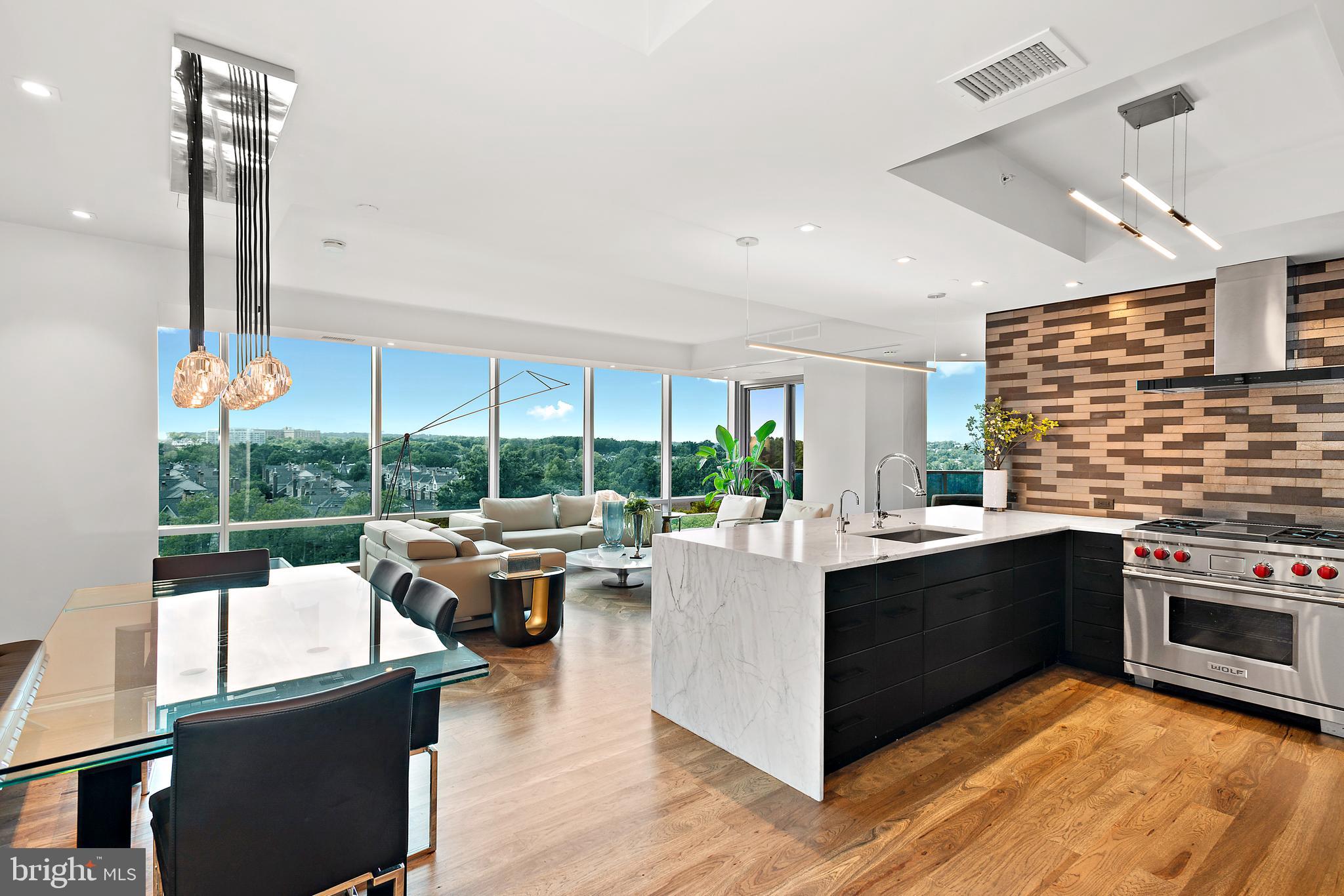 ROSSLYN - Residential