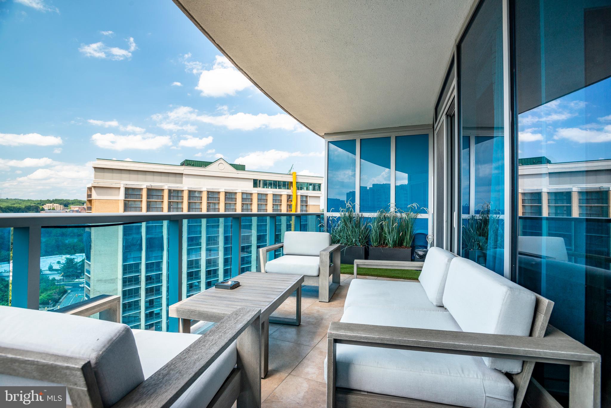 ROSSLYN - Residential