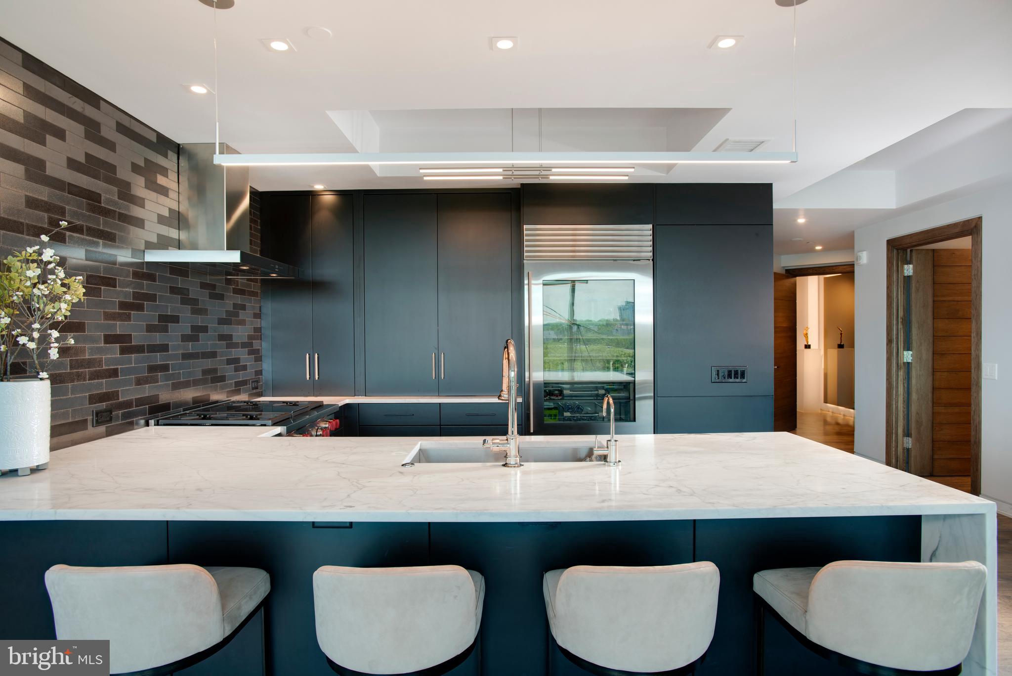 ROSSLYN - Residential