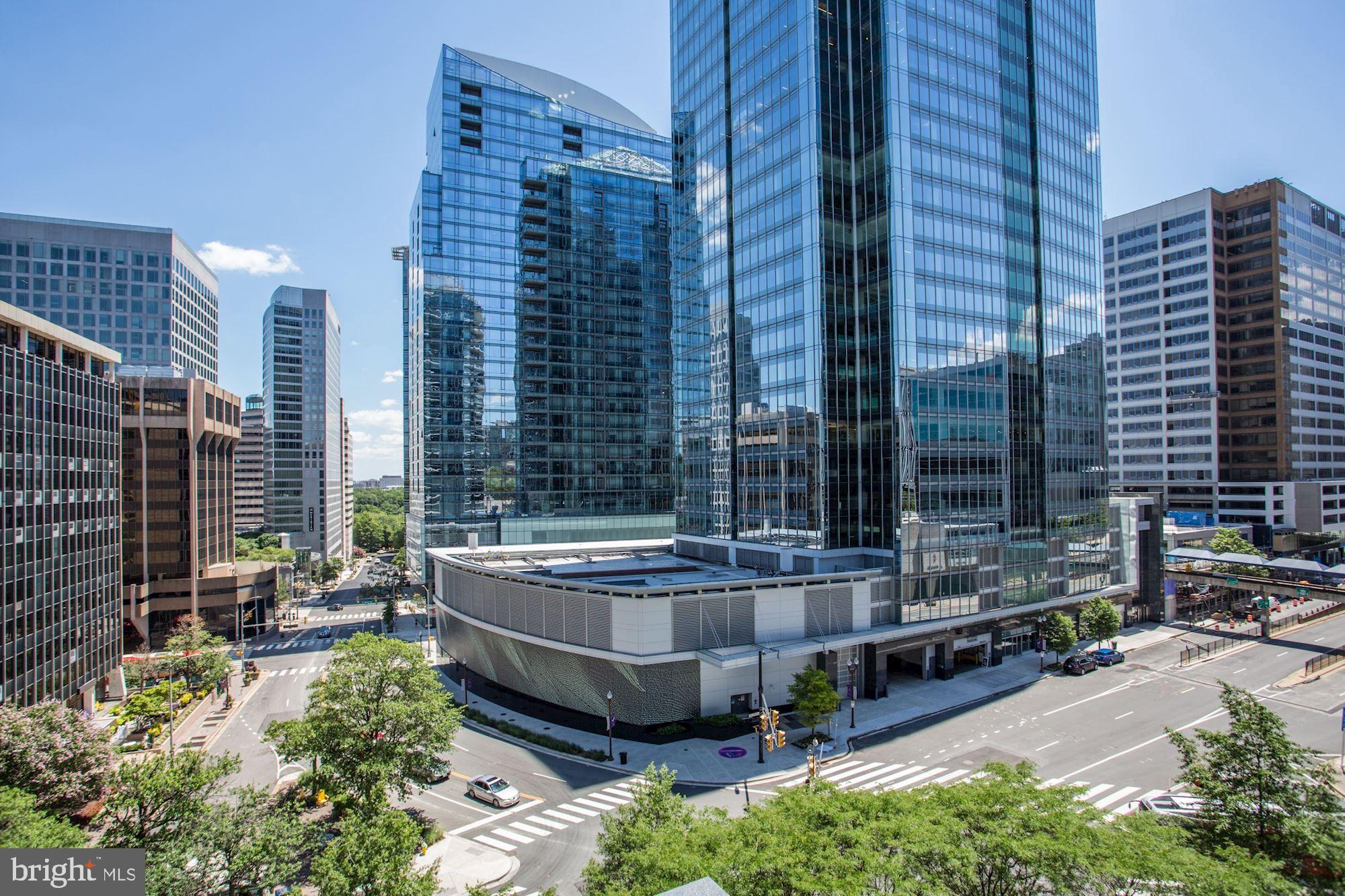 ROSSLYN - Residential