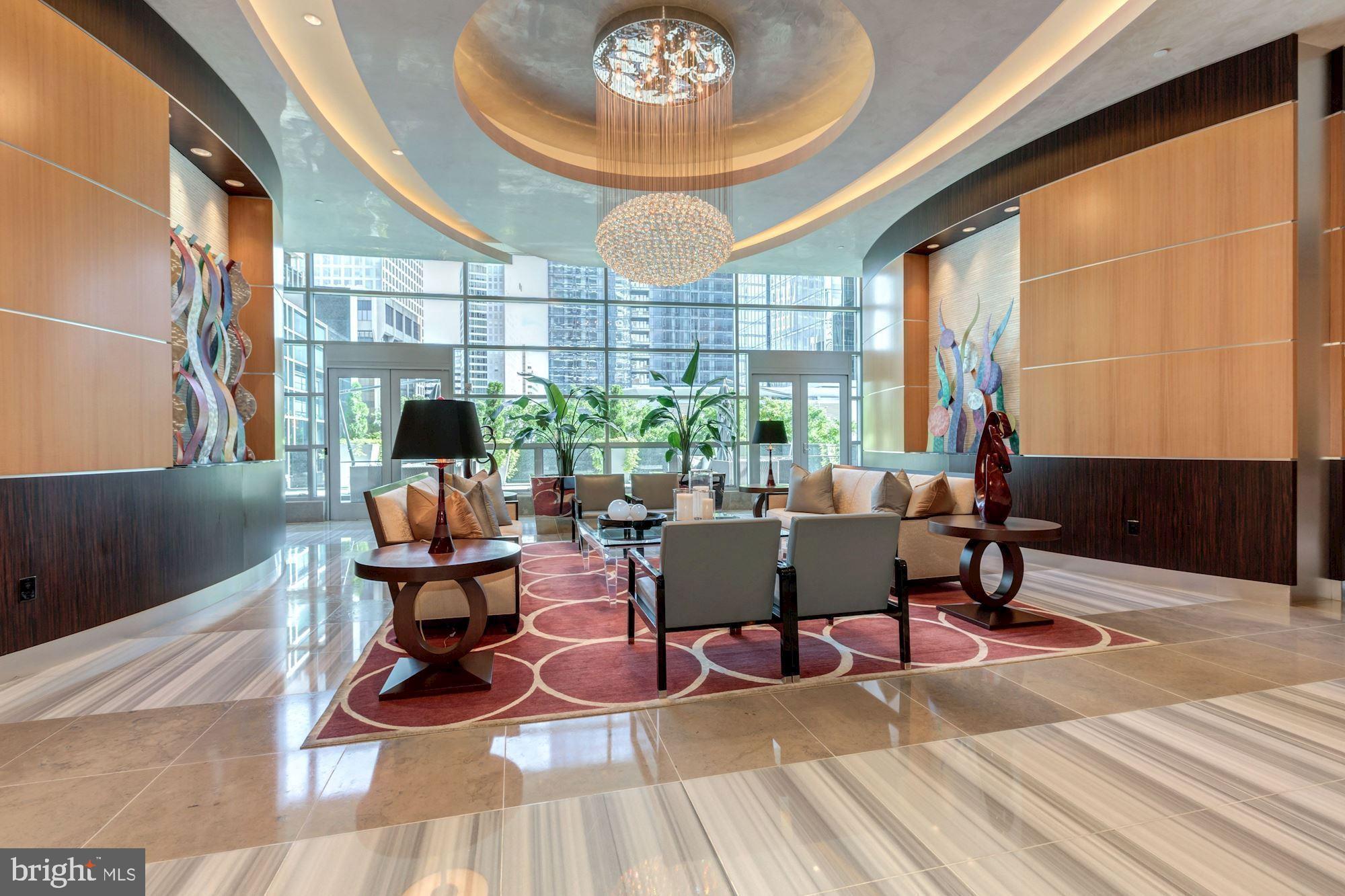 ROSSLYN - Residential