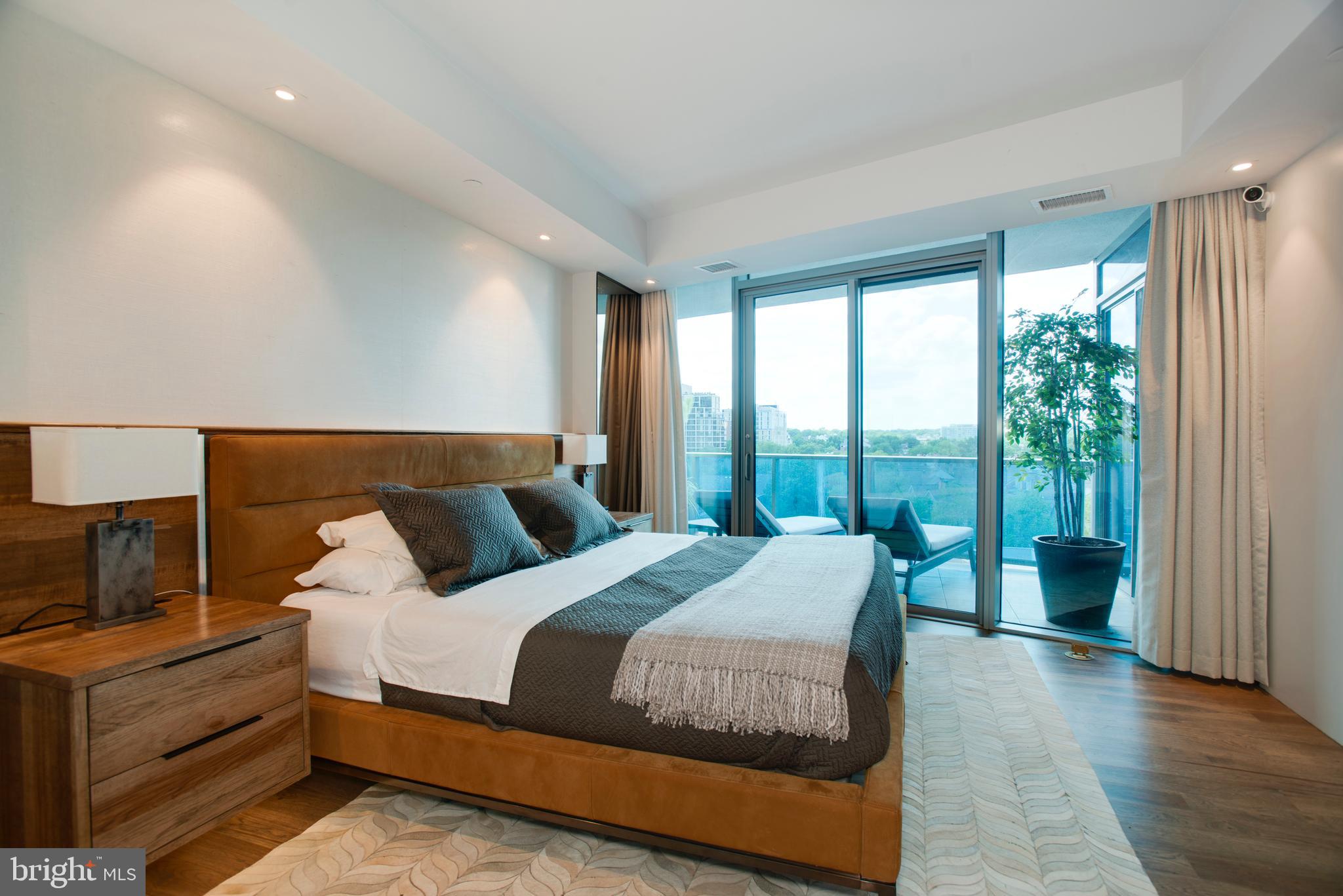 ROSSLYN - Residential