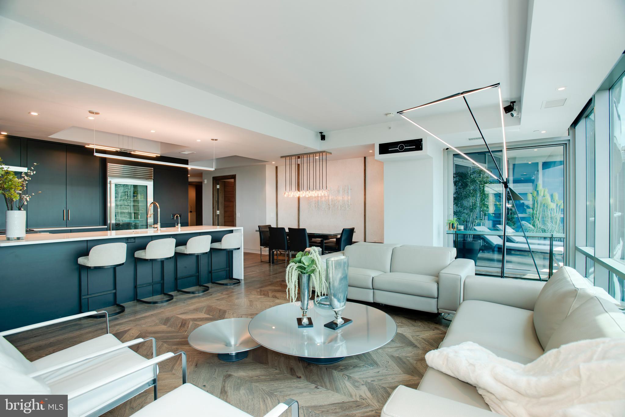 ROSSLYN - Residential