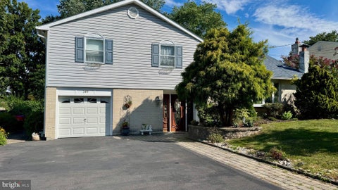 Photo for 349 RETTOP PLACE