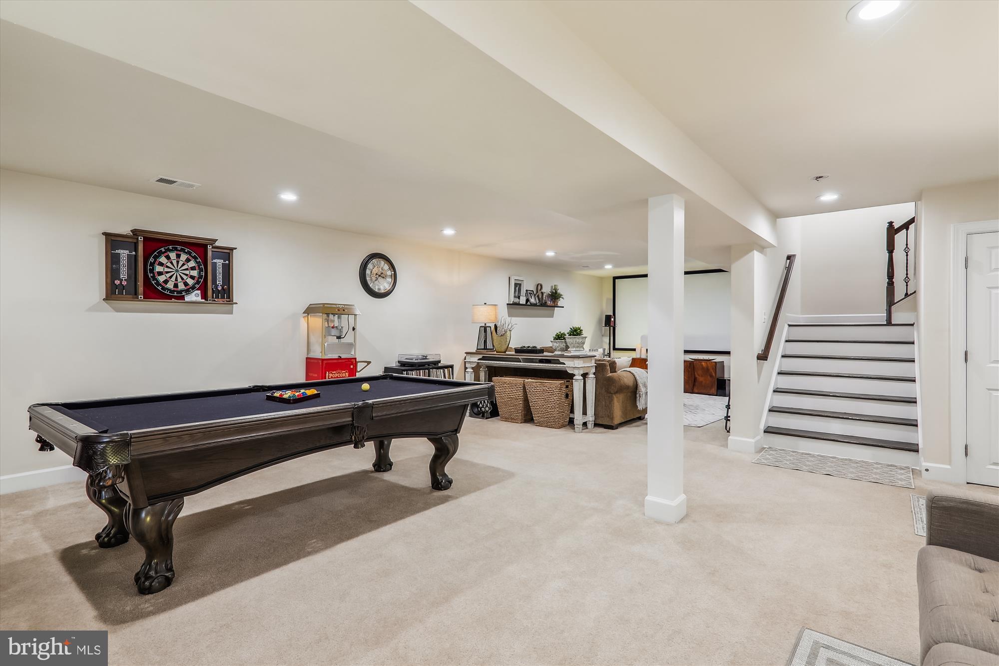 MAPLE LAWN - Residential