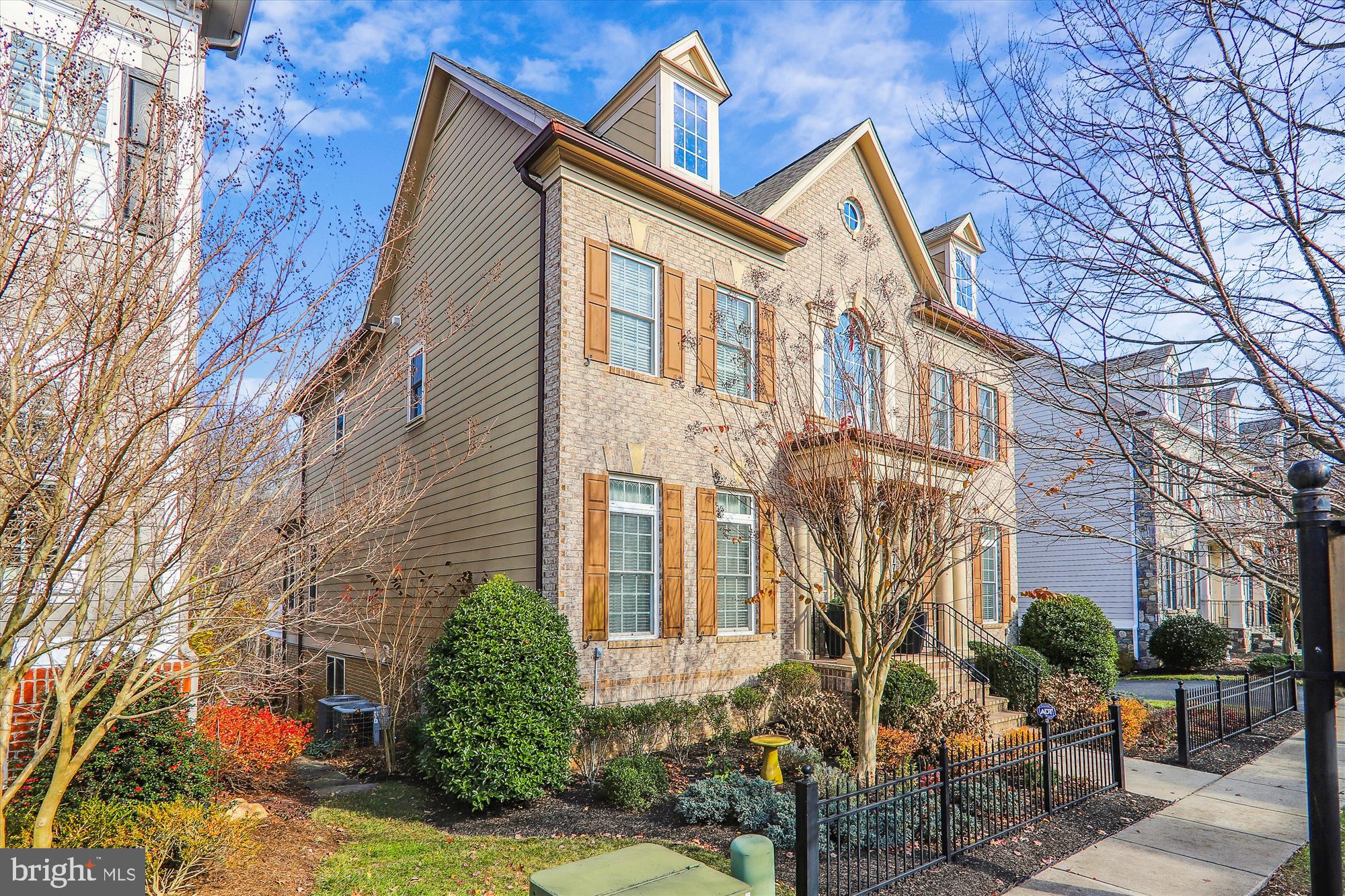 MAPLE LAWN - Residential