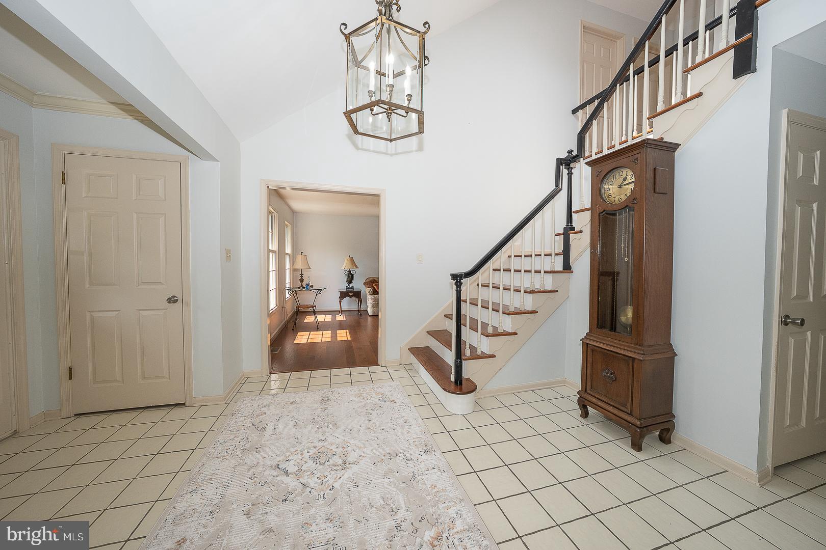 842 PENNS WAY