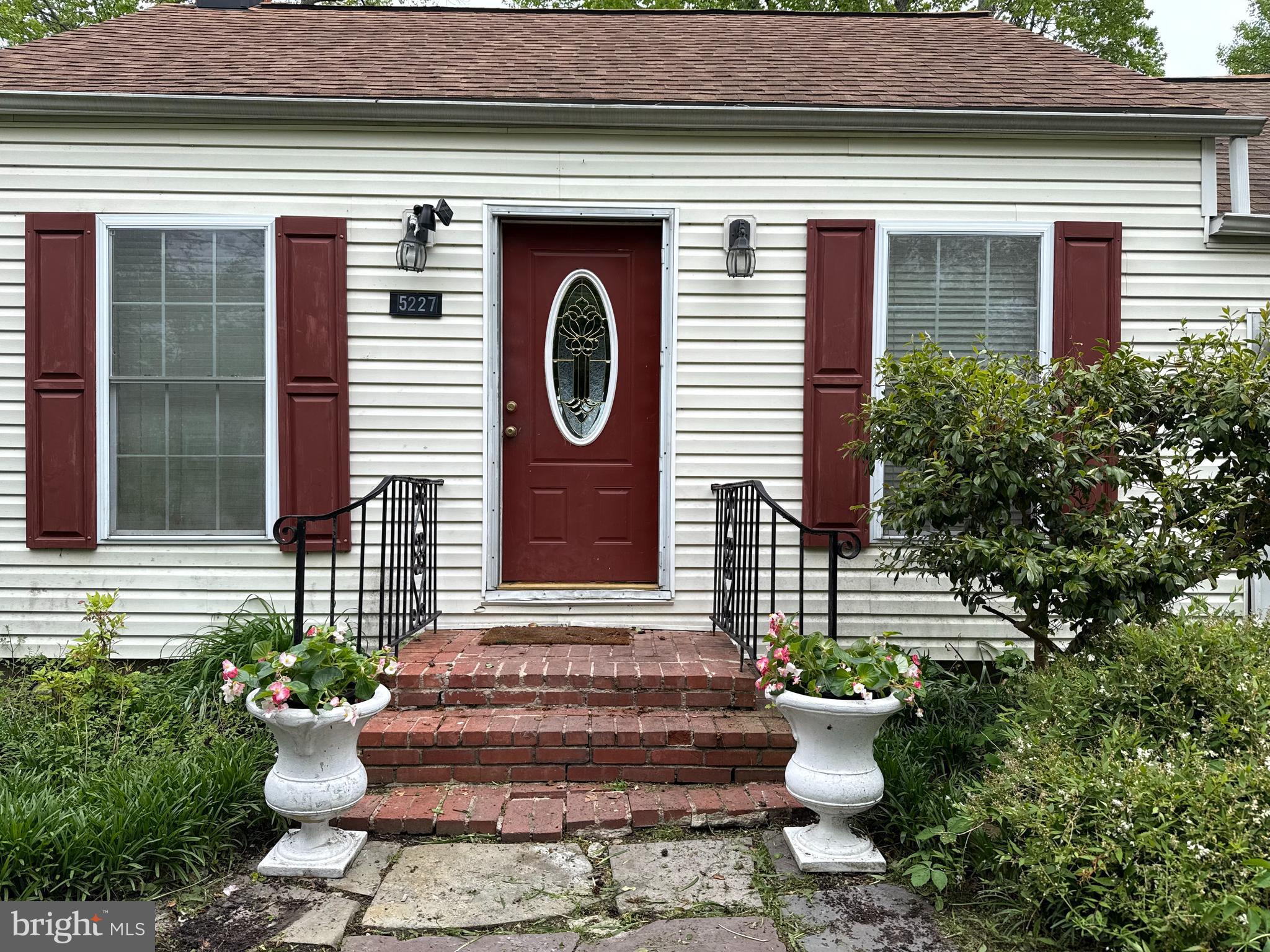 5227 AL JONES DRIVE