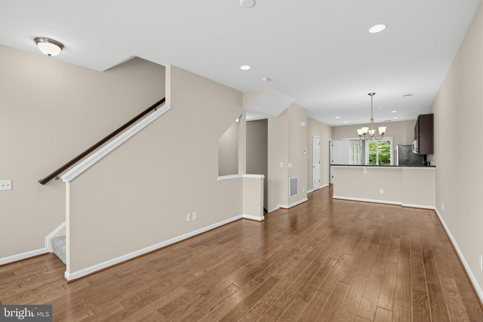 3947 MADDEN WAY