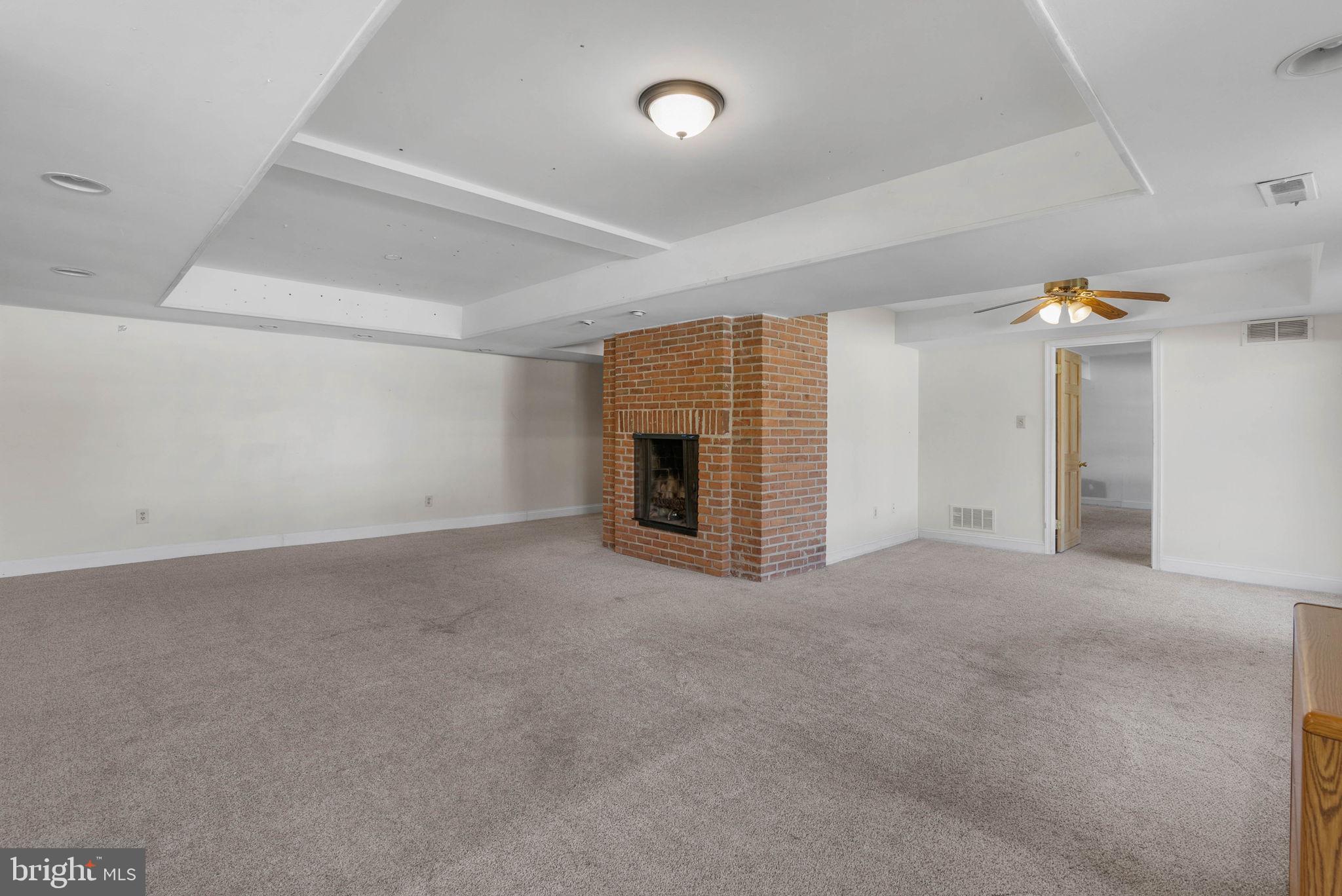 VALLEY FORGE MTN - Residential