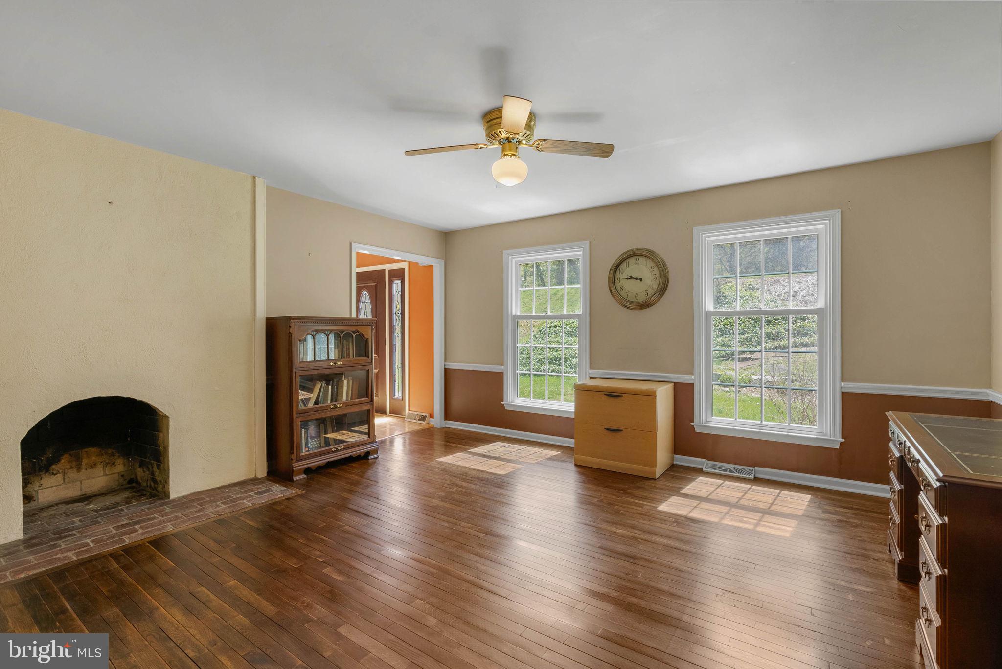 VALLEY FORGE MTN - Residential