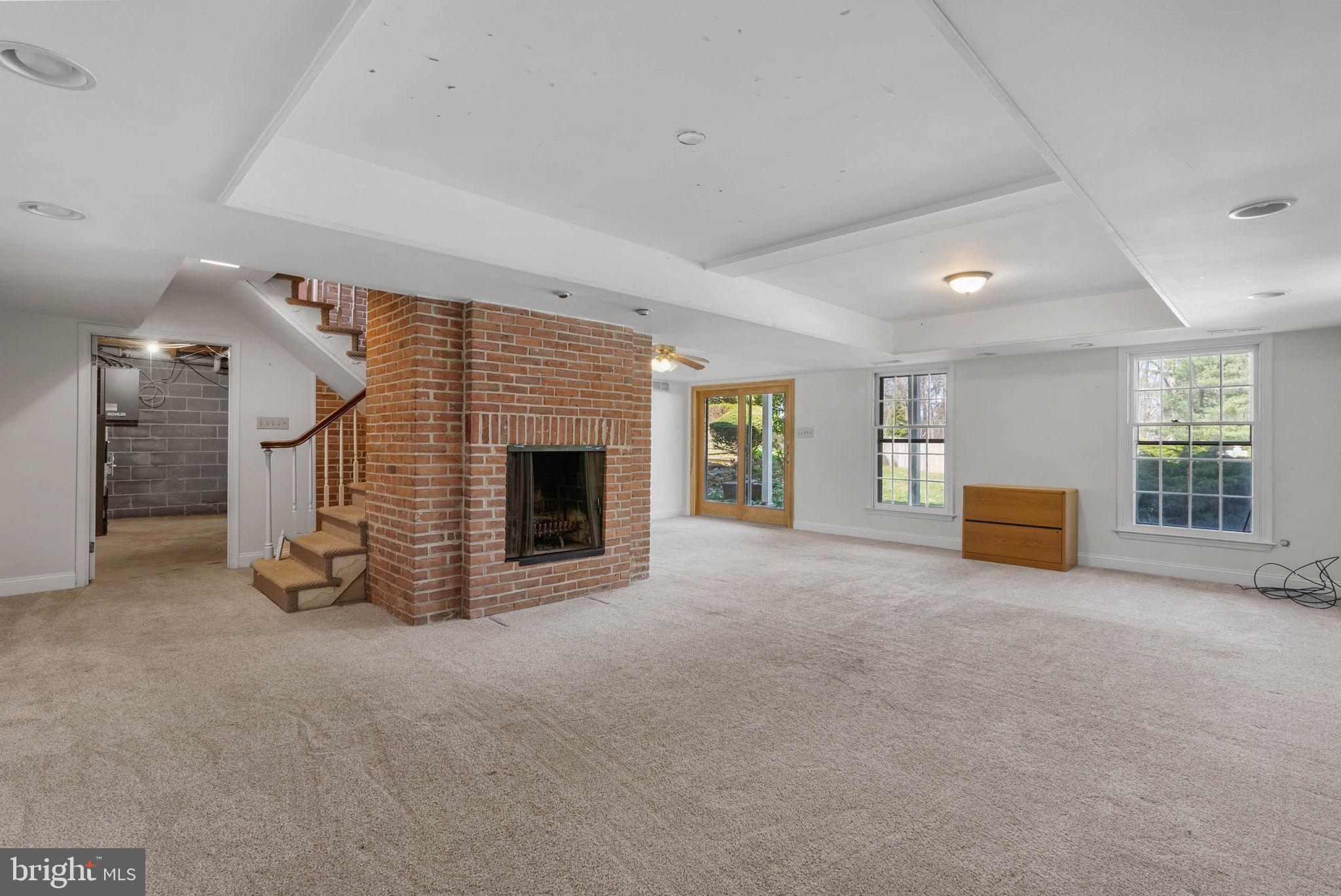 VALLEY FORGE MTN - Residential