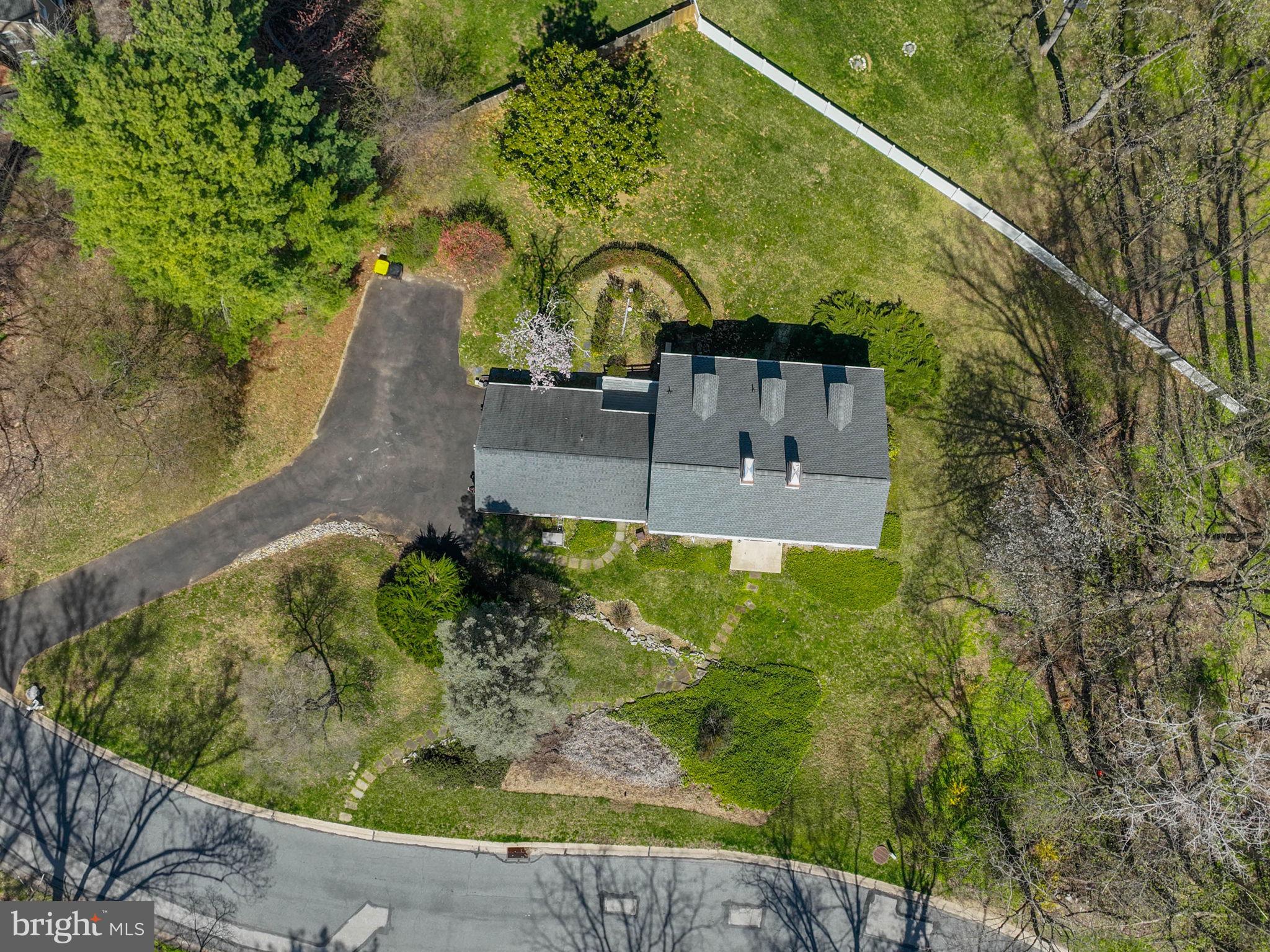 VALLEY FORGE MTN - Residential