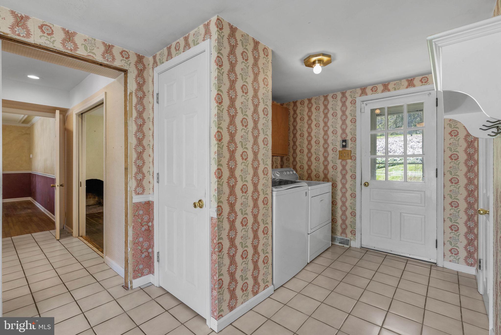 VALLEY FORGE MTN - Residential