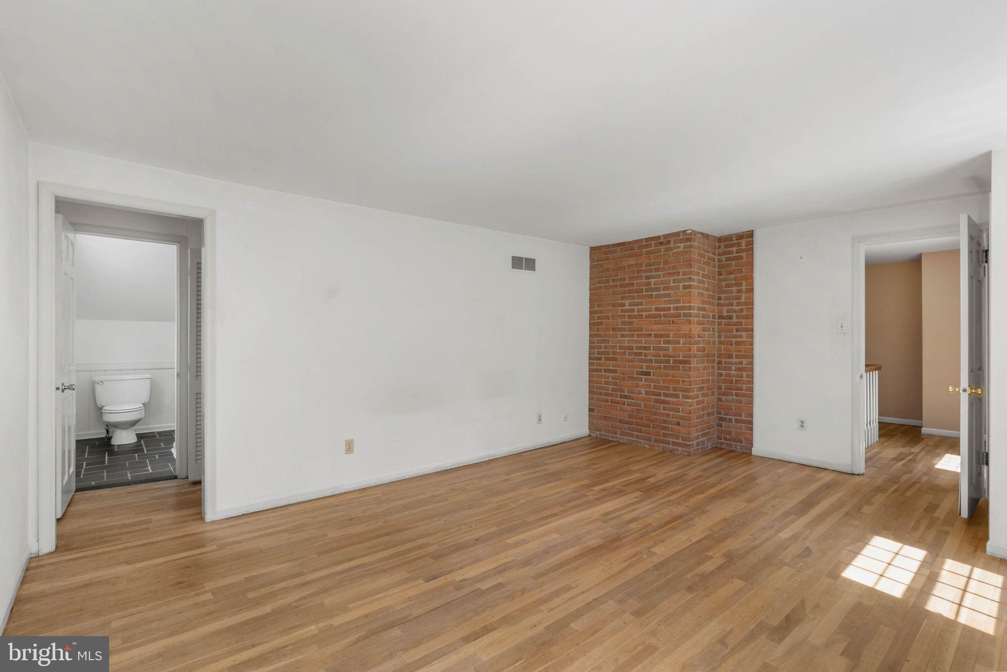 VALLEY FORGE MTN - Residential