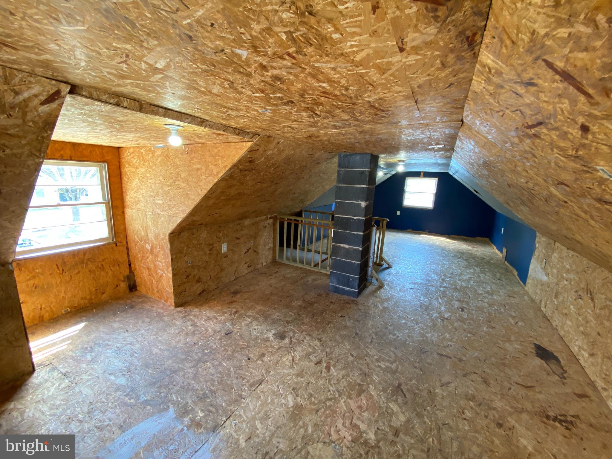 MAYFIELD - Residential Lease