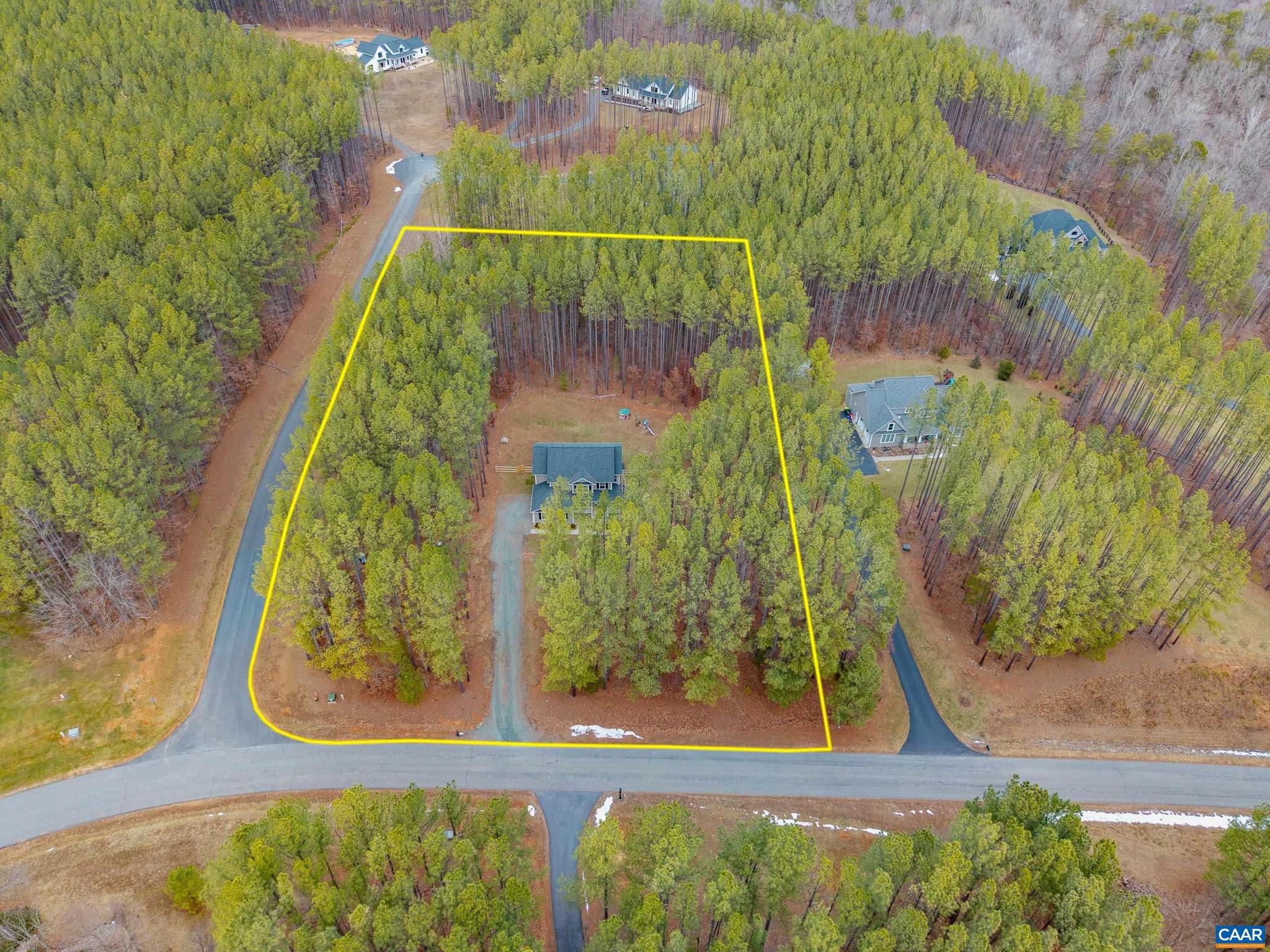 FOX HOLLOW - Residential