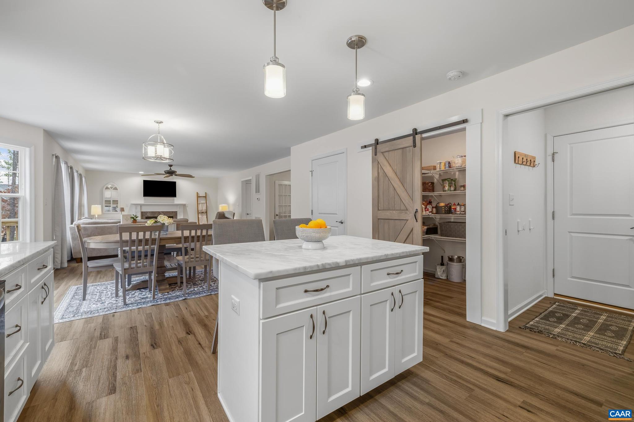 FOX HOLLOW - Residential