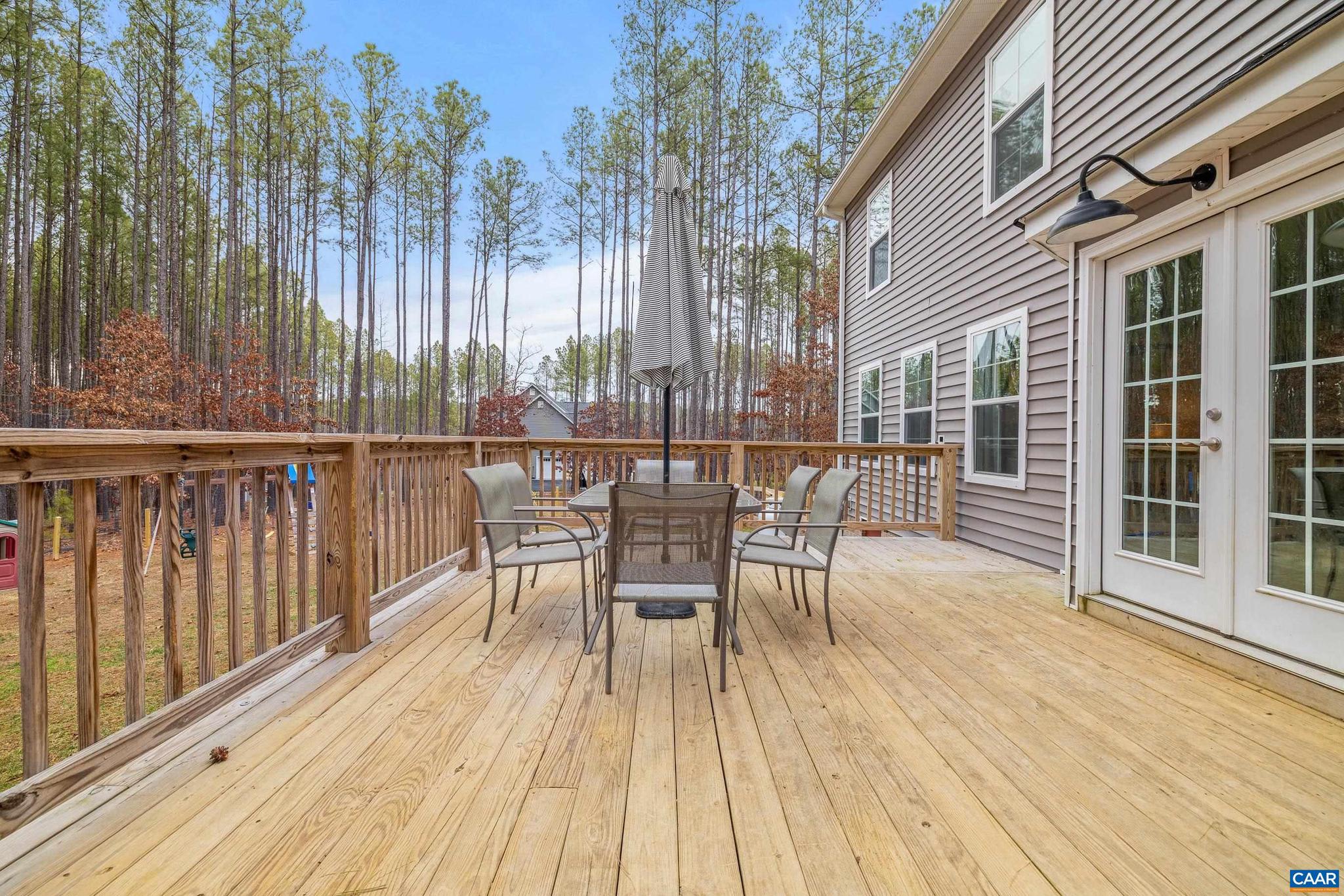 FOX HOLLOW - Residential