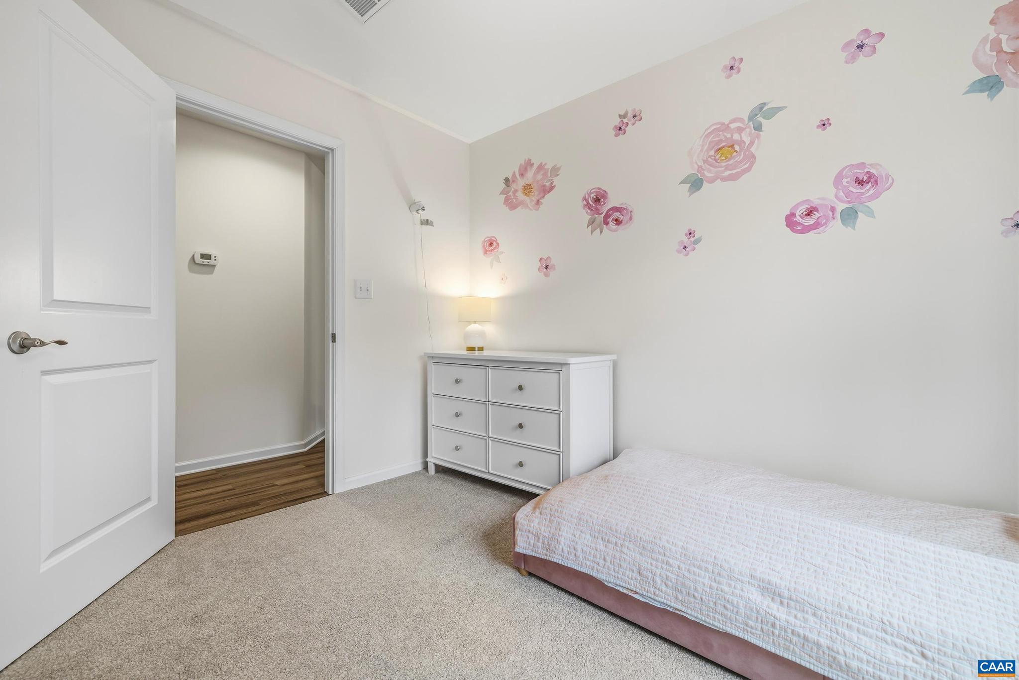 FOX HOLLOW - Residential