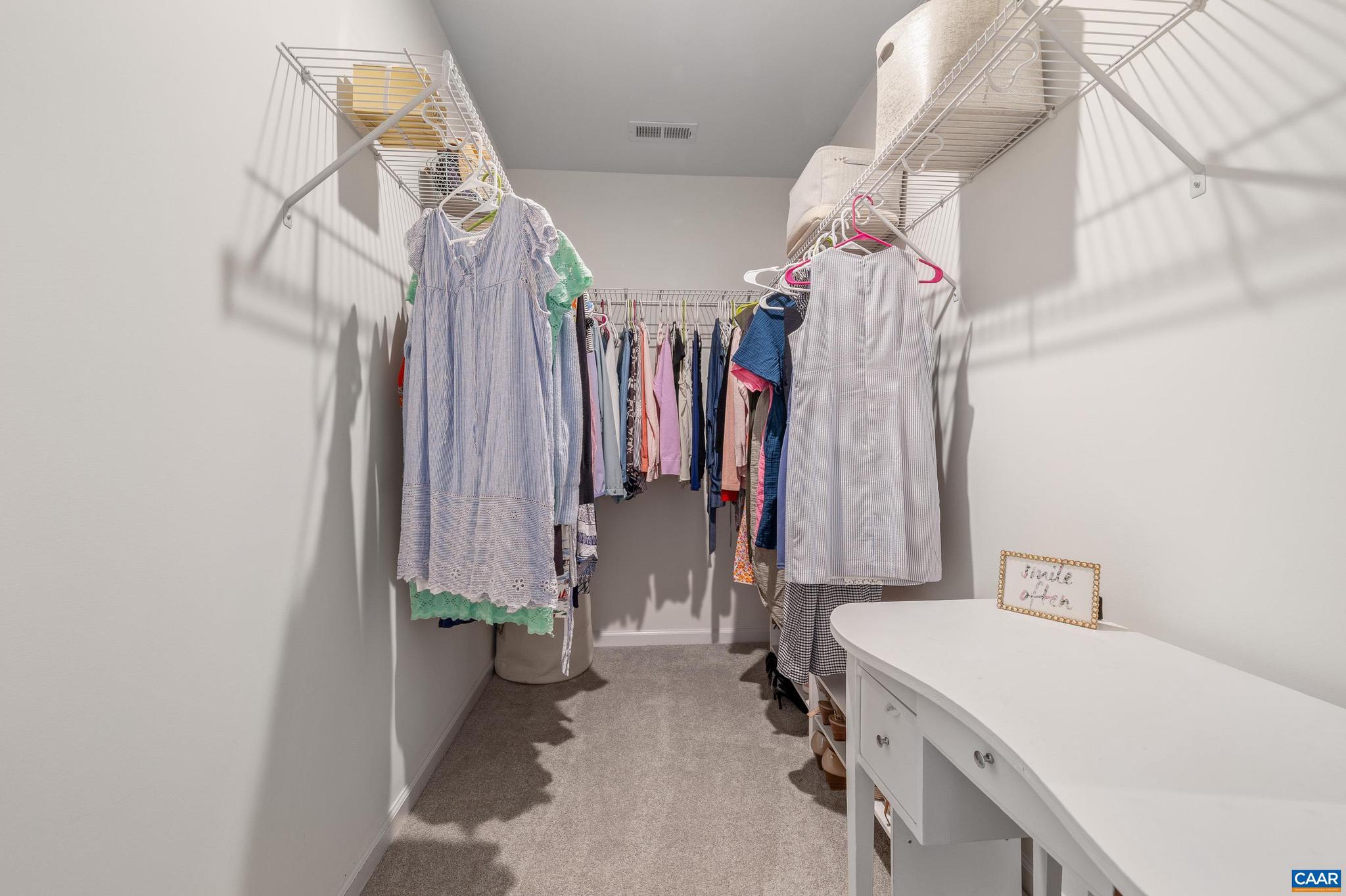 FOX HOLLOW - Residential