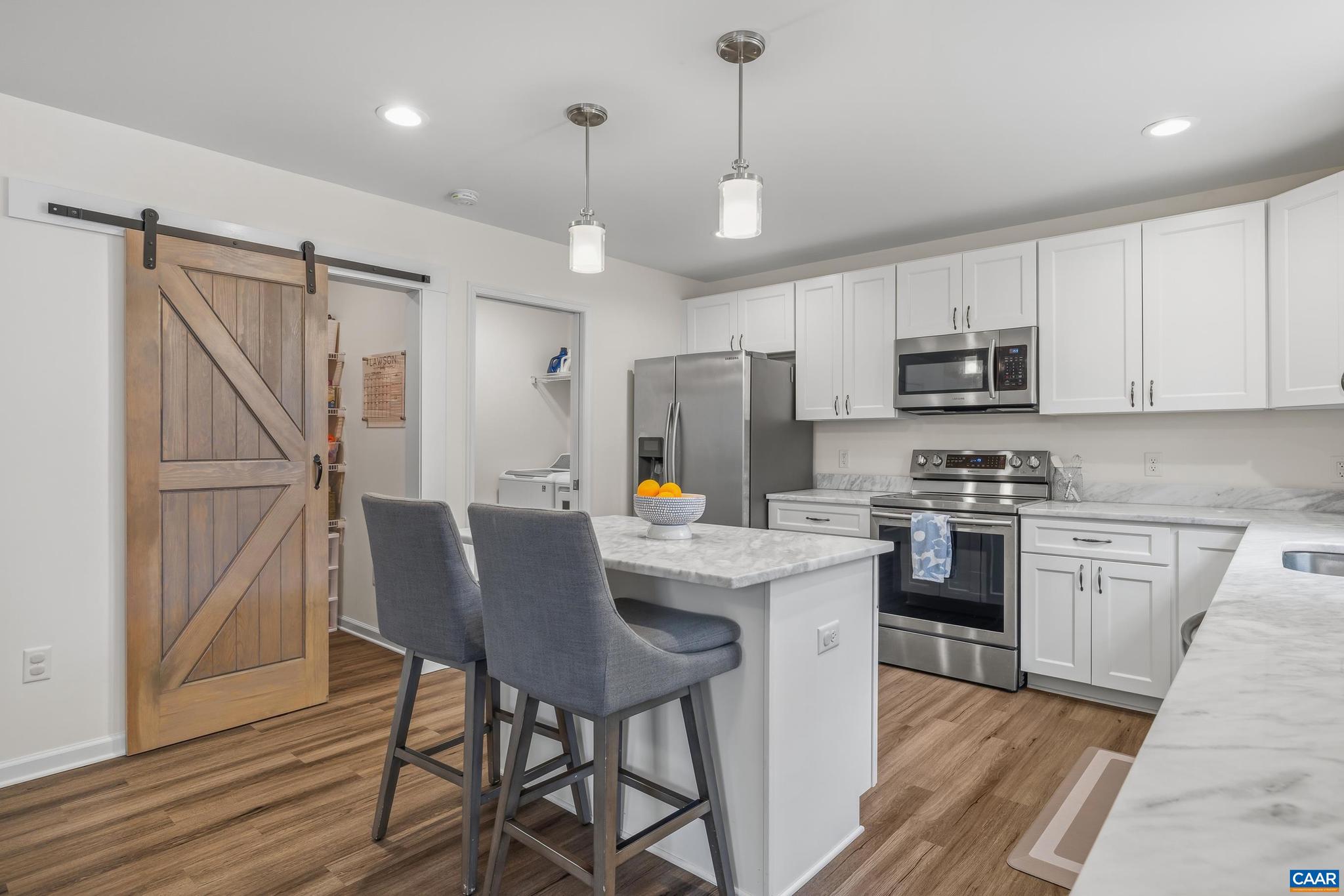 FOX HOLLOW - Residential