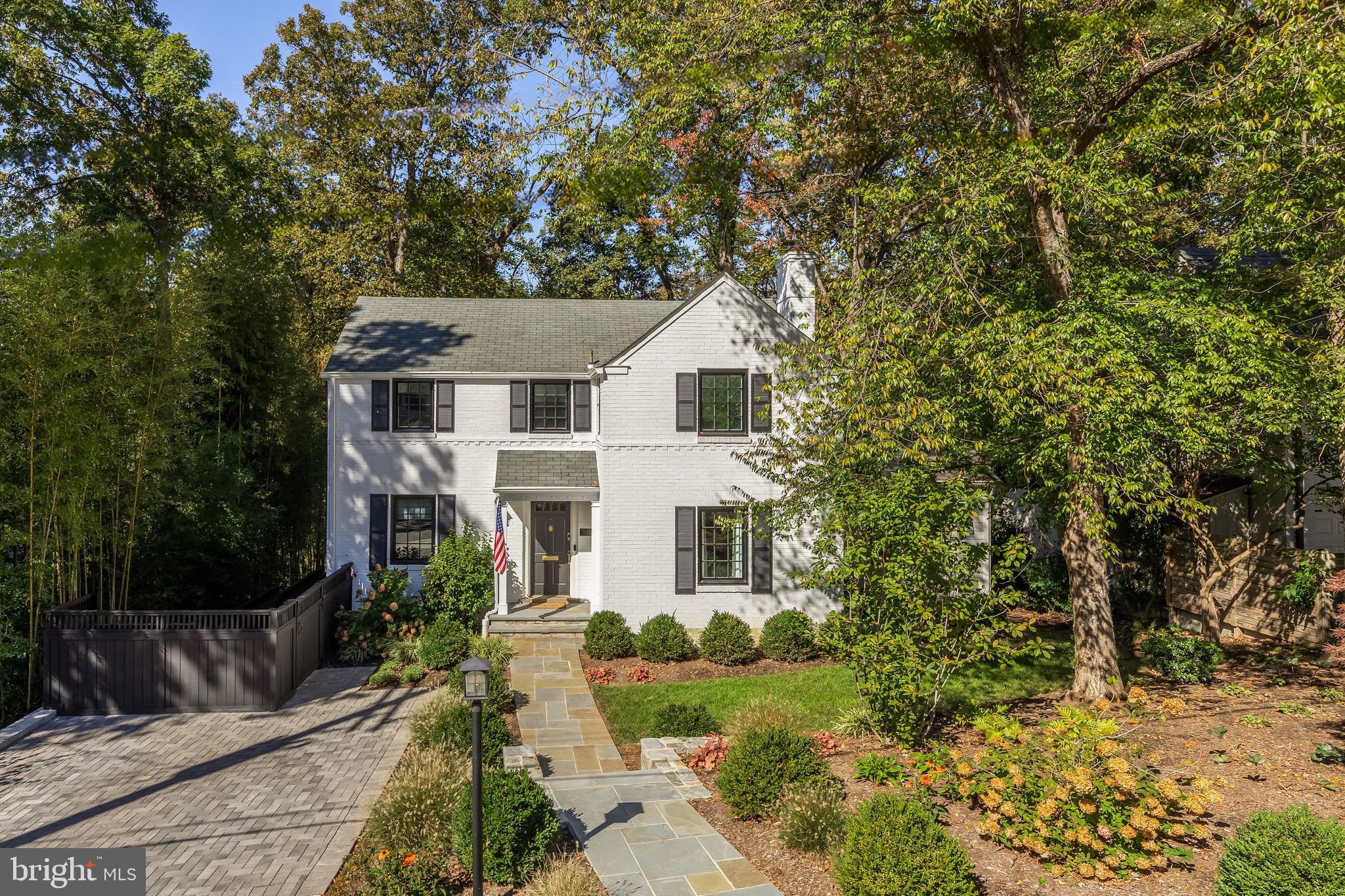 5106 BROOKVIEW DRIVE