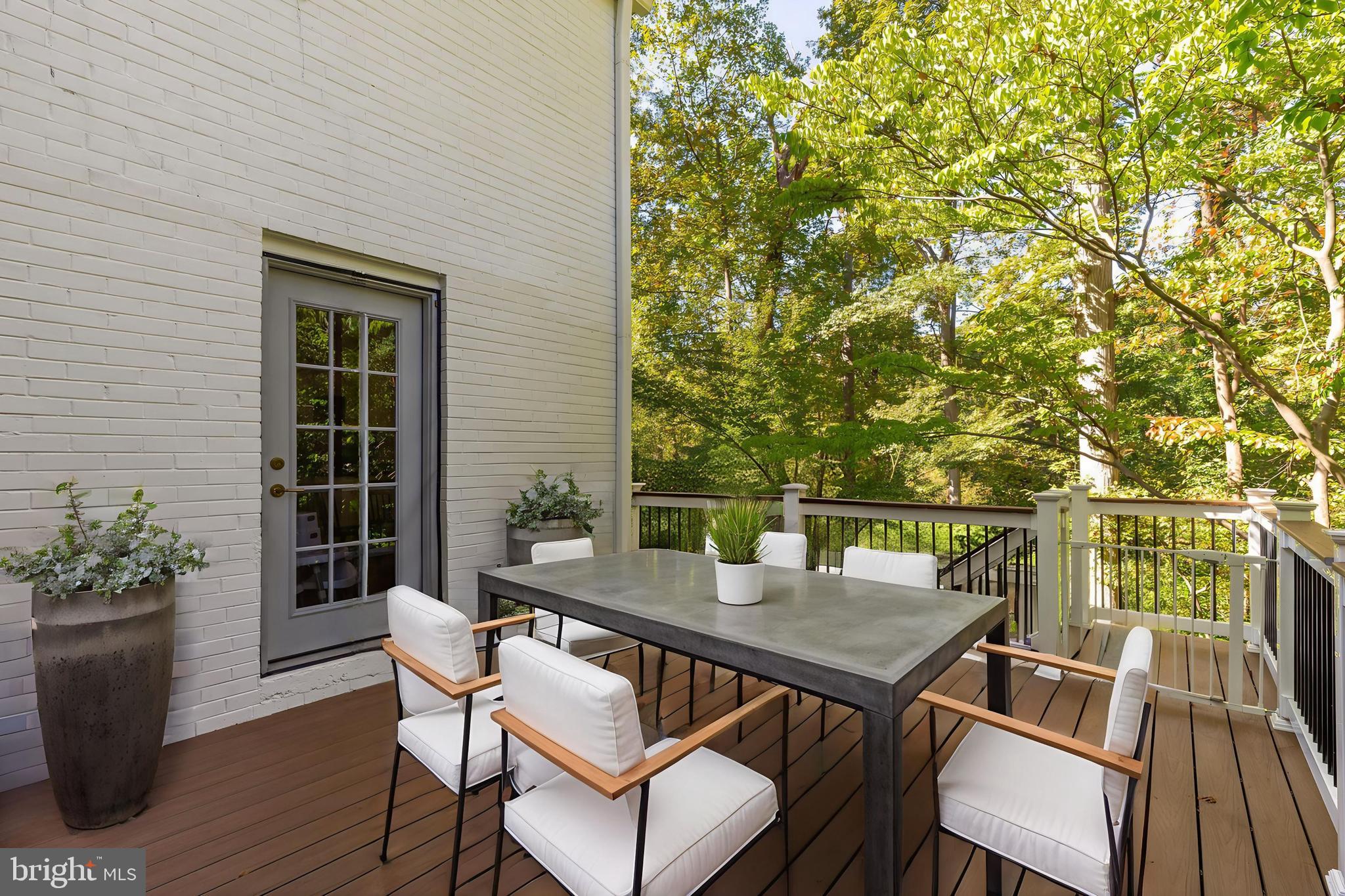 WESTGATE - Residential