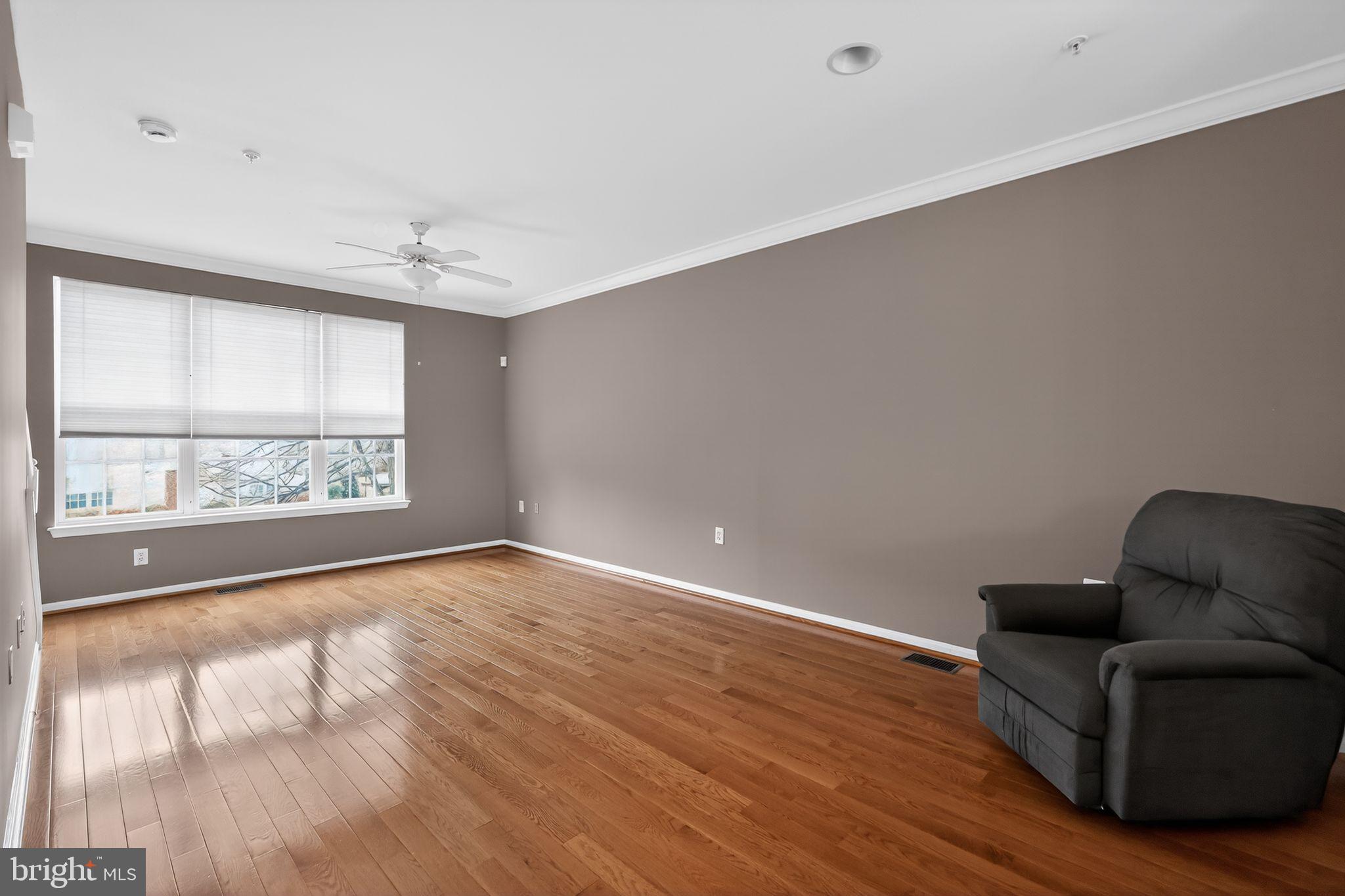 PARKSIDE AT ASHBURN - Residential