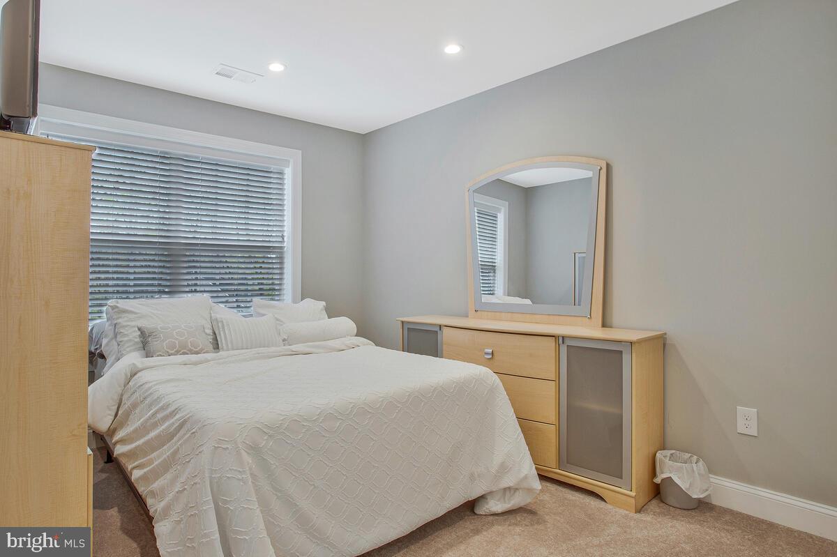 MOZEN ESTATES> - Residential