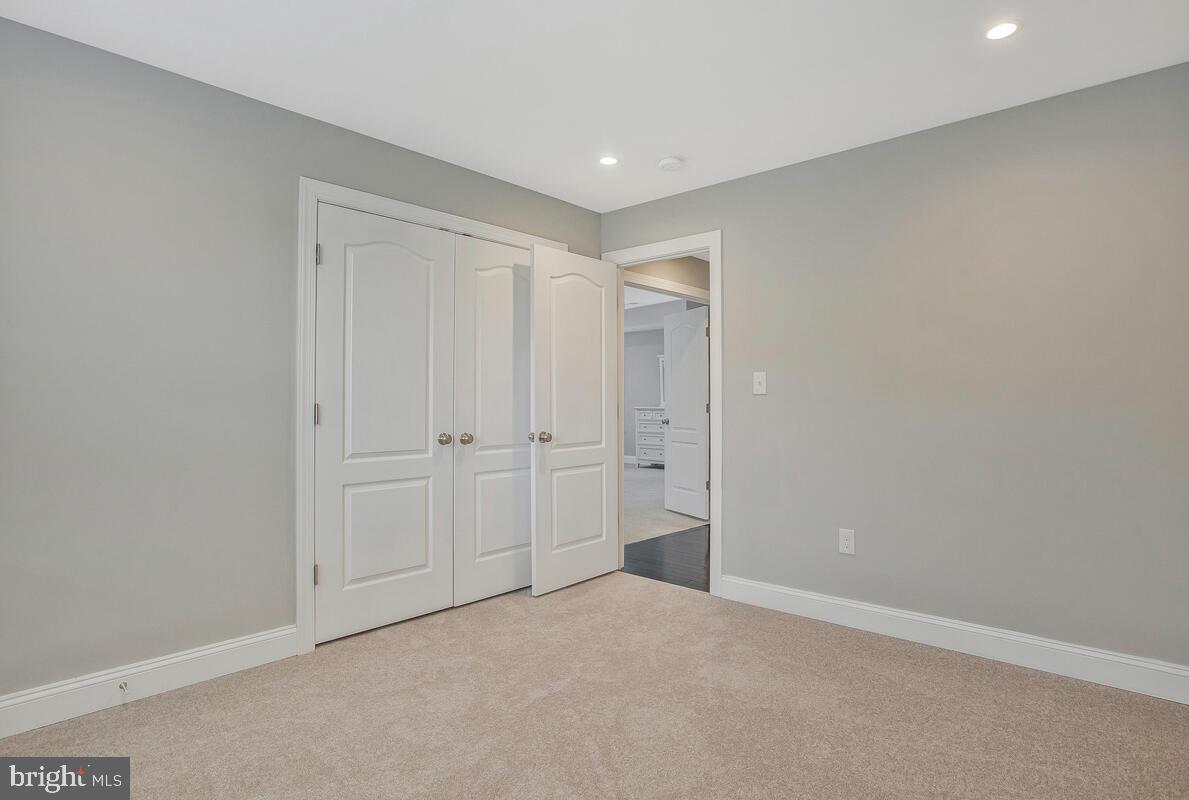 MOZEN ESTATES> - Residential