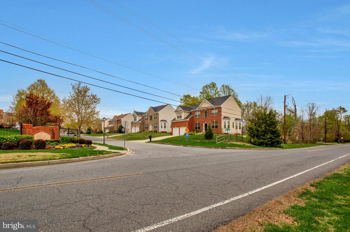 MOZEN ESTATES> - Residential