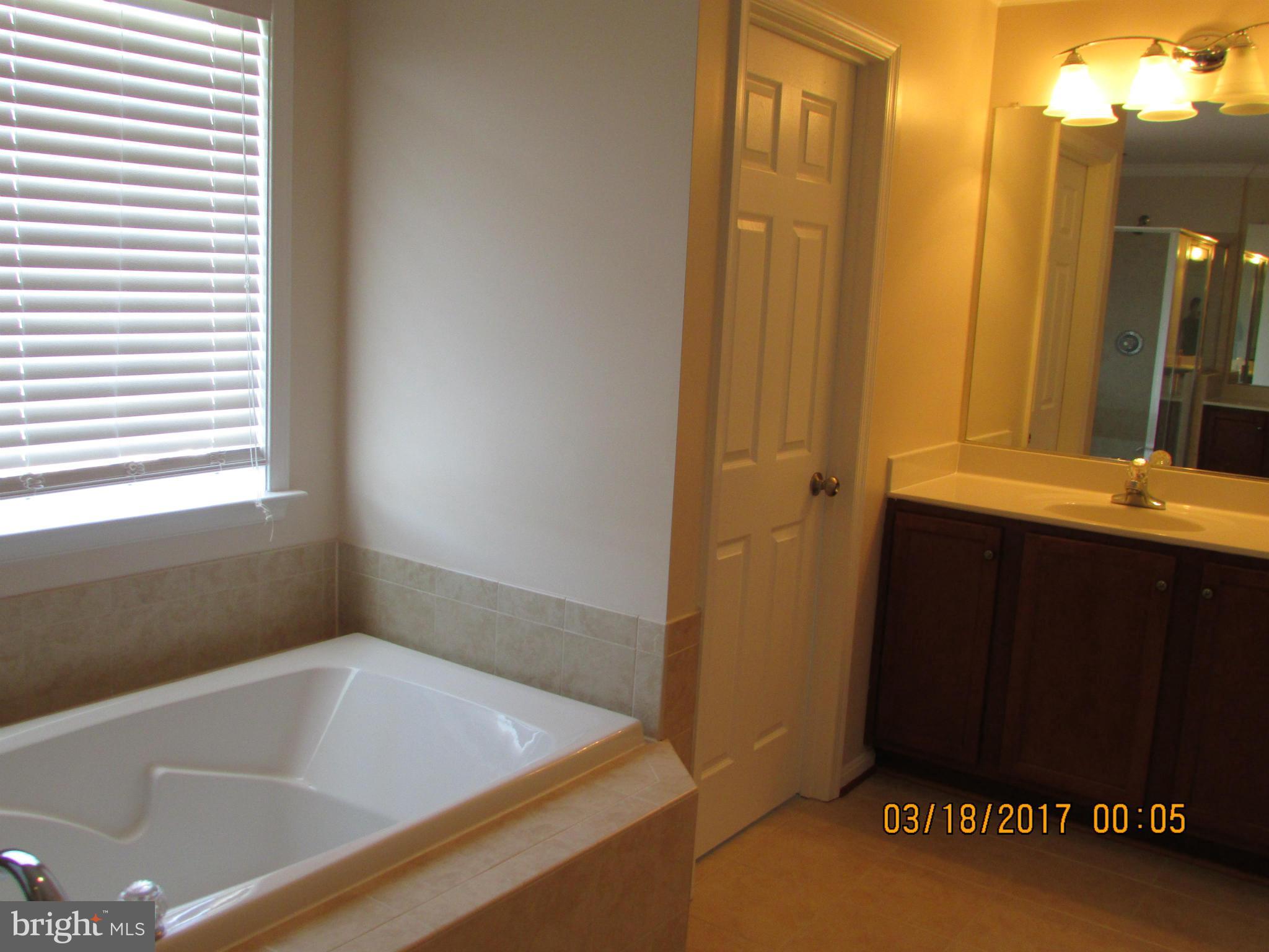 HOPEWELLS LANDING - Residential Lease