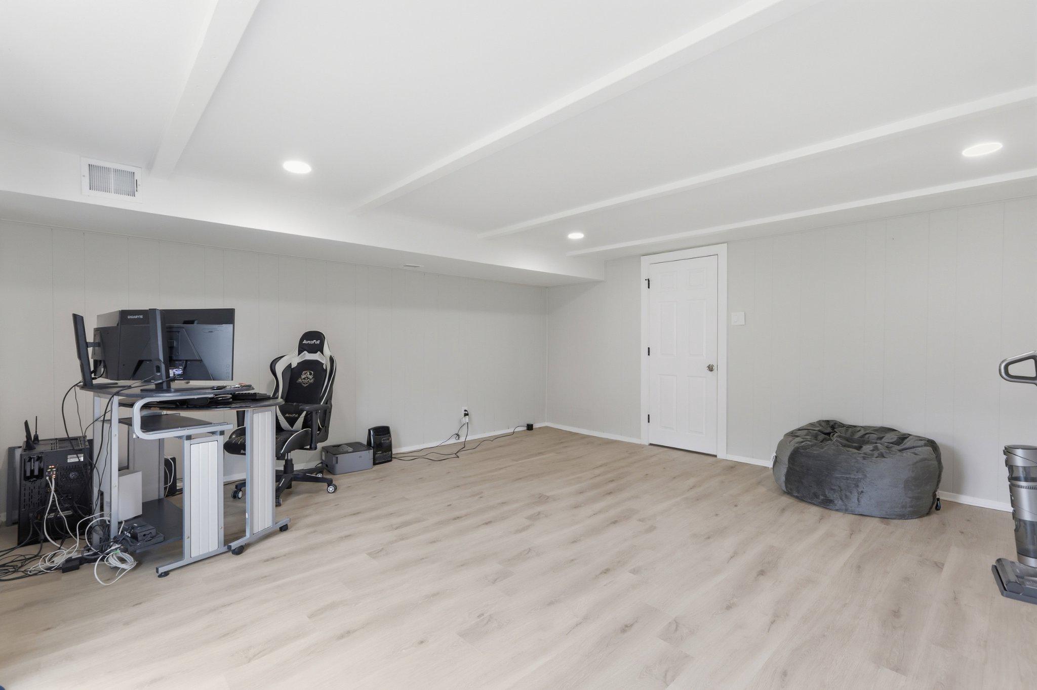 BUSTLETON - Residential