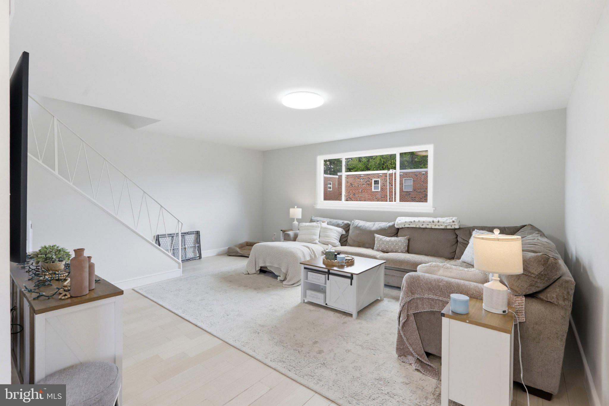 BUSTLETON - Residential