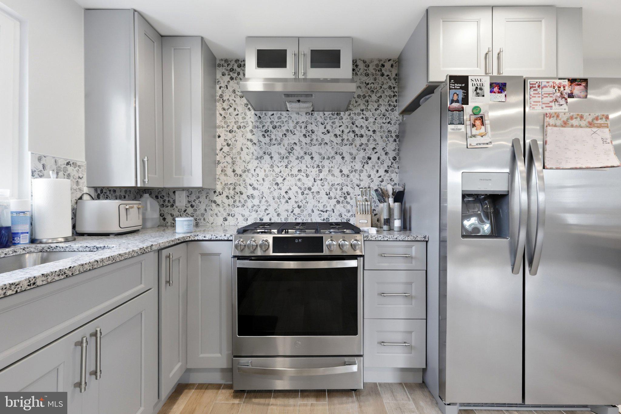 BUSTLETON - Residential