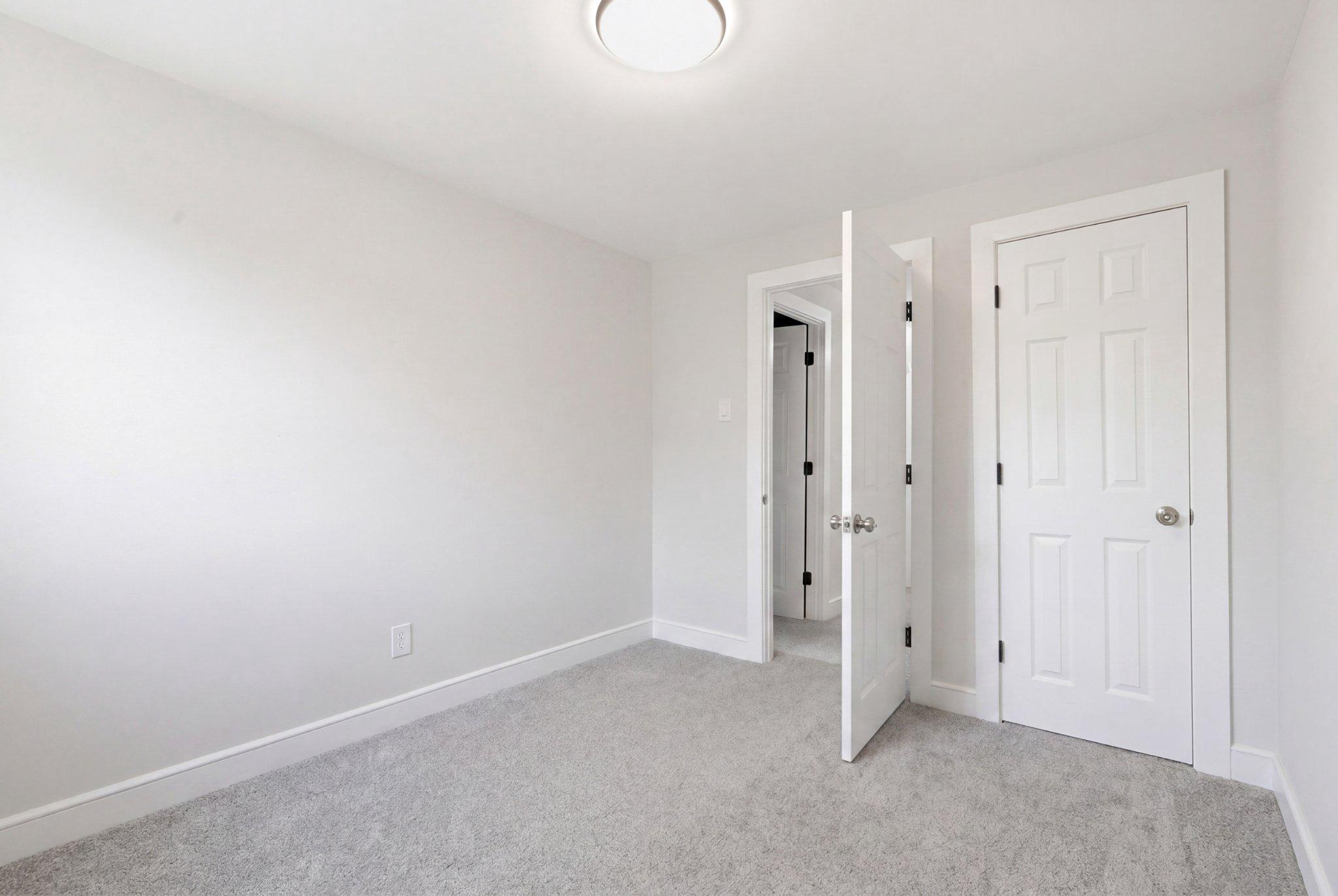 BUSTLETON - Residential