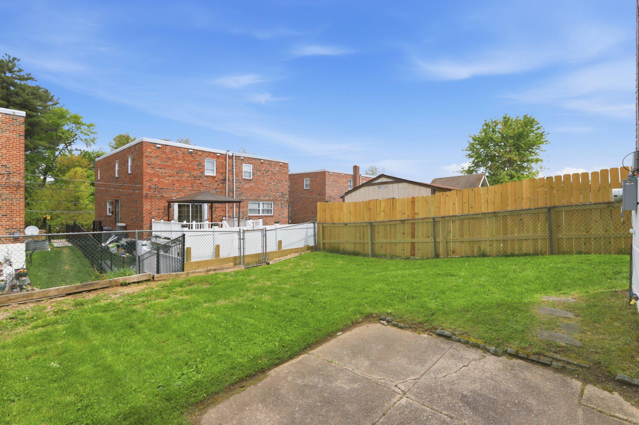 BUSTLETON - Residential